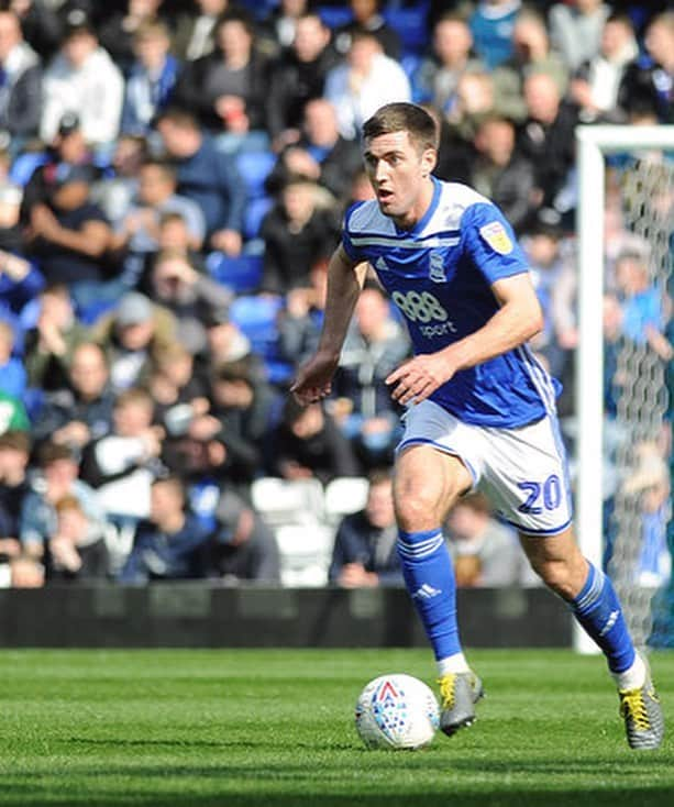 ゲイリー・ガードナーさんのインスタグラム写真 - (ゲイリー・ガードナーInstagram)「Amazing team performance!💪🏻 Get well soon kief🙏🏻 🔵⚪️ #KRO @bcfc」4月7日 20時32分 - 22gards