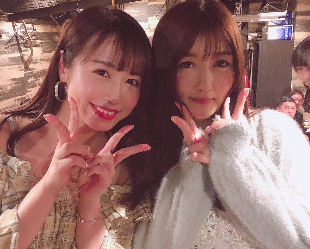 大槻ひびきさんのインスタグラム写真 - (大槻ひびきInstagram)「イベント来てくれた皆さん ありがとうございました🌼 初めて参加させていただいたので少し緊張してましたが イベントが始まるととても楽しくておもしろハプニングもあり会場が盛り上がっていました！ tiktokの企画ではなんと優勝して オリジナルクオカードいただきました🌟 わーい🙌嬉しいです😆 #ddp #ddpオールスターファン感謝祭 #パチロボ #イベント #森脇健児  #パチスロ #トークショー」4月7日 19時42分 - yanhibi0221