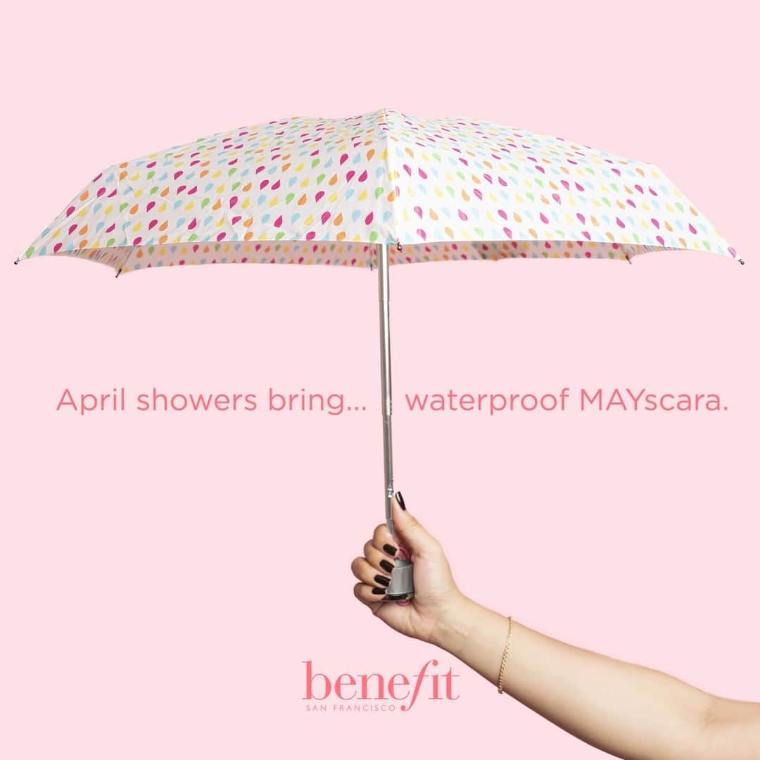 Benefit Cosmetics UKさんのインスタグラム写真 - (Benefit Cosmetics UKInstagram)「Today’s forecast: 100% chance of #Benefit! 💕🙌🏽 #benefit #beauty ▪️ ▪️ Image description: An umbrella on a pink background with "April showers bring... waterproof MAYscara" written」4月7日 20時00分 - benefitcosmeticsuk