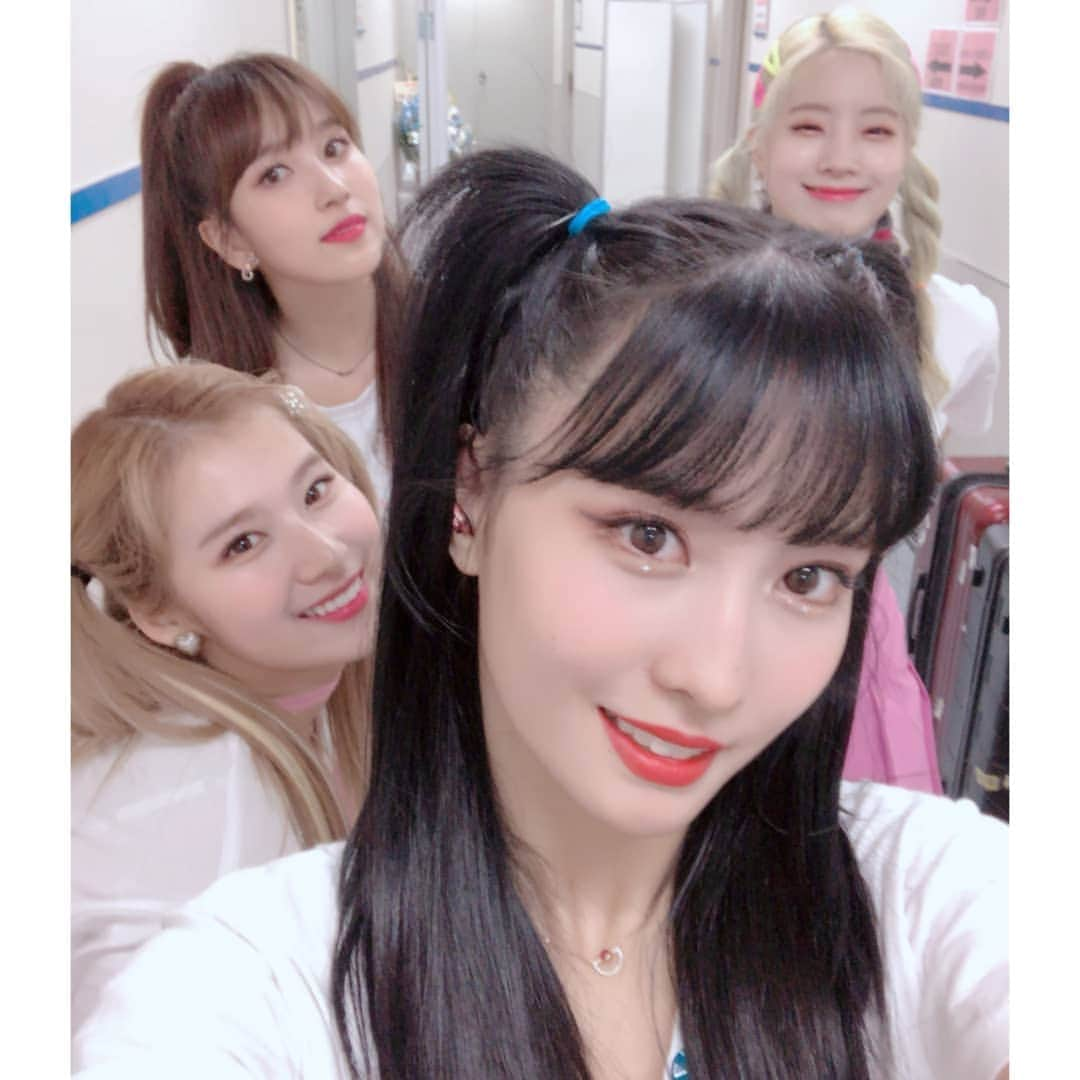 TWICEさんのインスタグラム写真 - (TWICEInstagram)「돔투어 너무 행복했땅...🧸💎💜 다음은 컴백...💙」4月7日 19時57分 - twicetagram