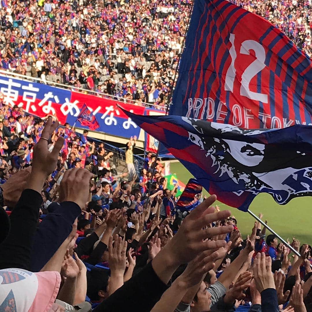 植田朝日さんのインスタグラム写真 - (植田朝日Instagram)「🔵🔴﻿ イエーーッス‼️﻿ 激アツな逆転勝利だったね！w﻿ ﻿ そして、先週の反省を活かし、ベンチはロスタイムにカードを切り時間を使い、ピッチ内では高い位置でのボールキープ。﻿ ﻿ ちゃんと修正してるじゃないっすか⁉️笑﻿ ﻿ まだ、DFラインが不安だったけど・・・。苦笑﻿ ﻿ とりあえず、幸せな週末っす。﻿ ﻿ #tokyo12 #FC東京」4月7日 11時54分 - asahiman