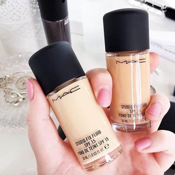 M∙A∙C Cosmetics Japanのインスタグラム：「⠀ M·A·Cの人気No.1リキッドファンデーション スタジオ フィックス フルイッド SPF 15 から新色登場! カバーしつつも、素肌感をキープでき、 ナチュラルマットな仕上がりで、⠀ パーフェクトスキンを演出。 #MACStudioFix #スタジオフィックス #EveryShadeOfYou ⠀ REGRAM: @maccosmeticsaustralia (@beautybyannierosee) ⠀ 新色追加は4/12! ⠀ ⠀ ⠀ ⠀ ⠀ ⠀ #MACCosmeticsJapan #MACコスメ #MACCosmetics  #MAC #コスメ #メイク #foundation #FluidFoundation #Fluid #ファンデーション #フルイドファンデーション #MACスタジオフィックス #新色 #クリーミースキン #サンキススキン #CreamySkin #SunKissSkin」