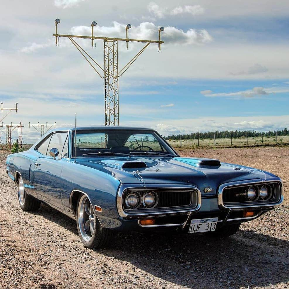 Classics Dailyさんのインスタグラム写真 - (Classics DailyInstagram)「@ClassicsDaily | Beautiful '70 Super Bee! _ @cuda71sweden | @vargensgarage #superbee #dodge #coronet #americanmuscle #musclecar #classiccar #classicsdaily」4月7日 11時58分 - classicsdaily