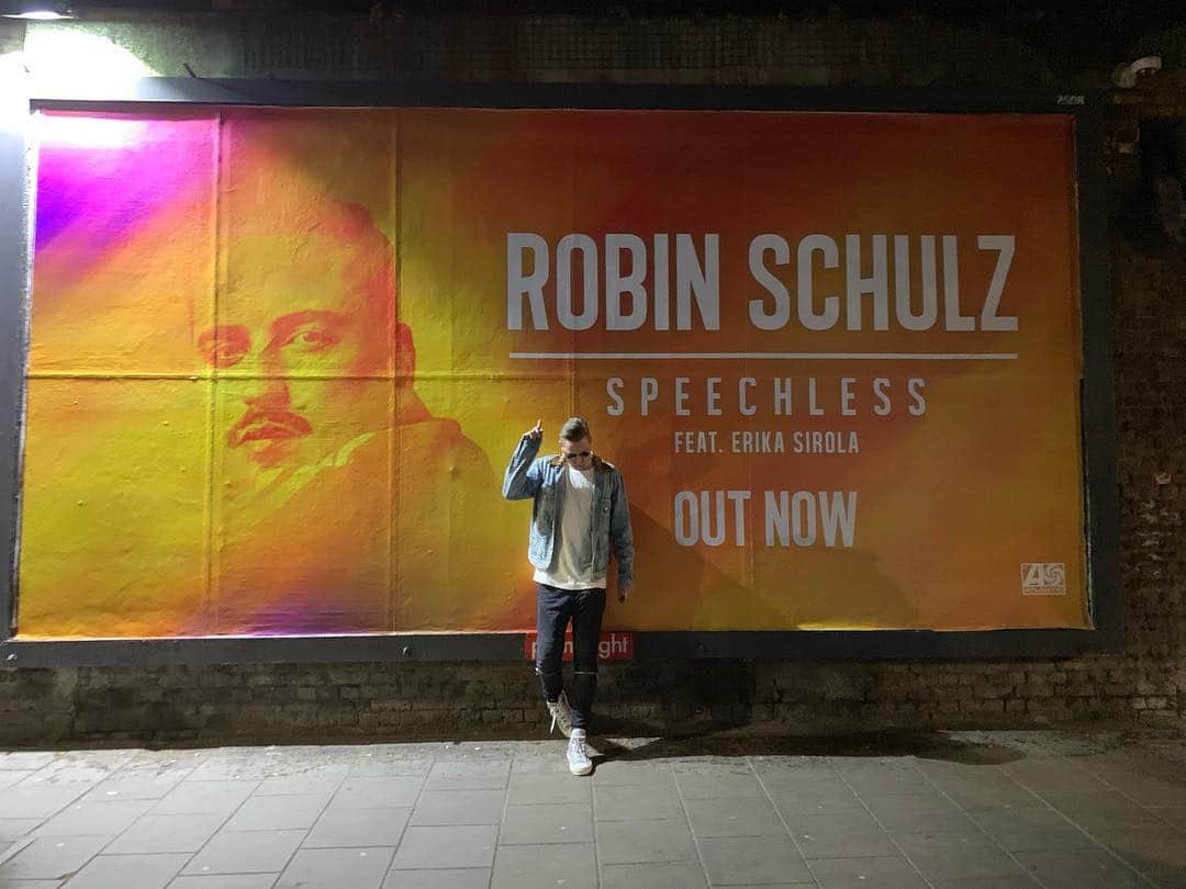 ロビン・シュルツさんのインスタグラム写真 - (ロビン・シュルツInstagram)「Thank you London ❤️」4月7日 13時04分 - robin__schulz