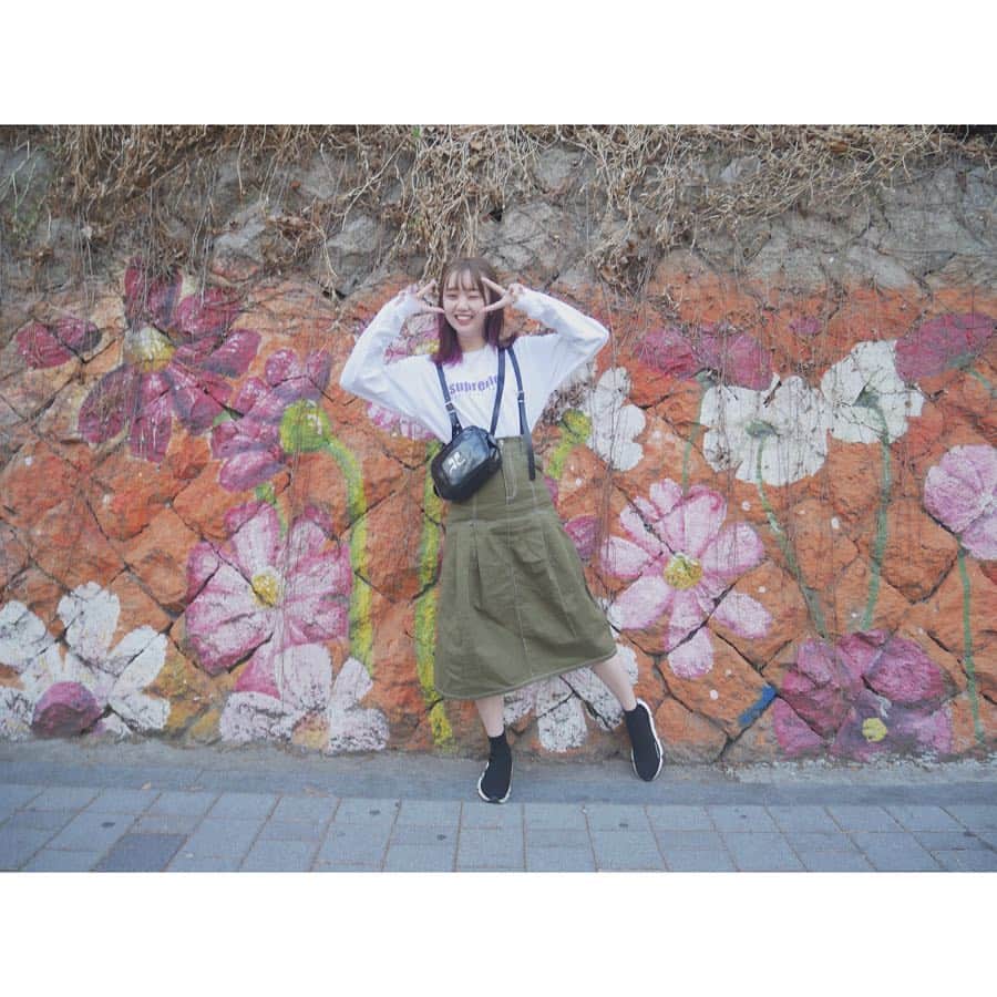 江野沢愛美さんのインスタグラム写真 - (江野沢愛美Instagram)「シワシワなのはご愛嬌で。 スカート、のんちゃんのブランド。笑 #私服 #まなみふく #ootd」4月7日 14時44分 - enosawa_manami