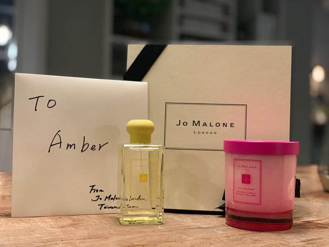 アンバー・アンさんのインスタグラム写真 - (アンバー・アンInstagram)「Thank you @jomalonelondon 💐 #BrilliantBlossoms」4月7日 14時50分 - xinya_an