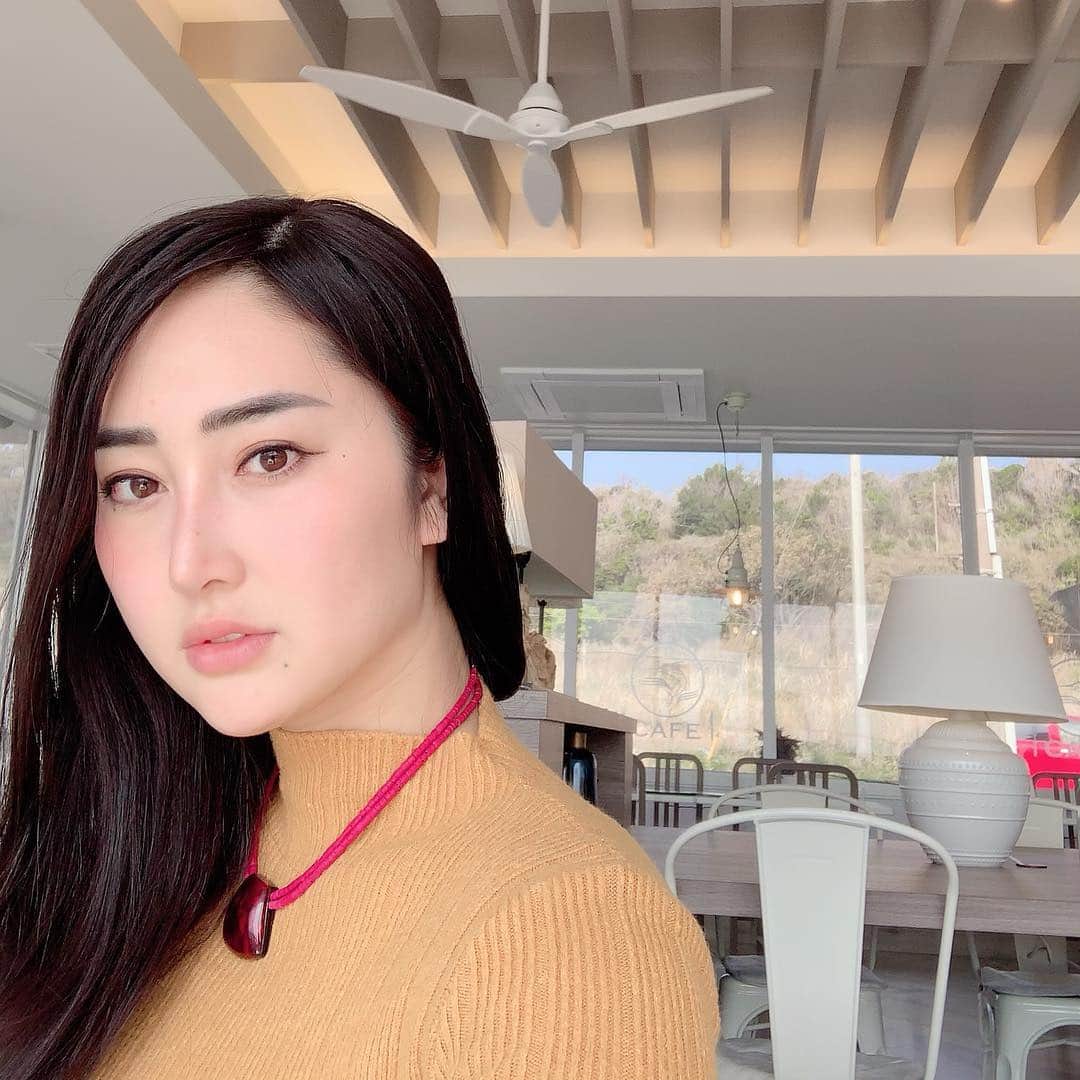 筒井菜月のインスタグラム：「南房総に来ました💐 将来は海の近くに住みたいなあ🌊  #missinternational #missjapan #missinternationaljapan #beautypageant #ミスコン  #筒井菜月 #占女 #開運道アドバイザー #開運道サロン #女性限定 #占い #タロット #運命学 #九星気学 #手相 #癒し #美 #love #happy #beautiful #instagood #japan #tokyo #visitjapan」