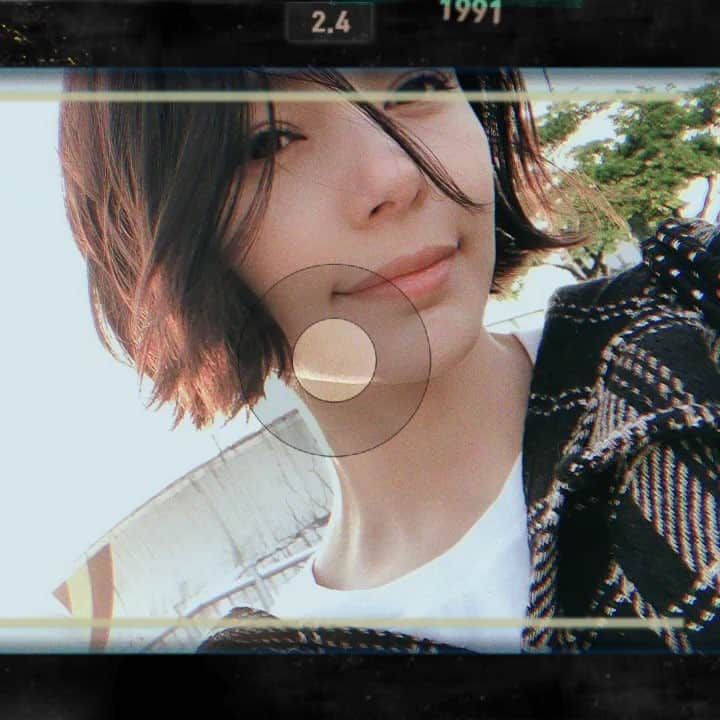 Rioのインスタグラム：「海🏖✨🌈 癒されにきました✨  いい気をもらえた気がするぅー😤✨🔥 #sea#atami#shizuoka#summyday#japan#jp#Tokyo#april#girl#happytime#happy#love#砂浜散歩#熱海#海#散歩#🌸#近日発表#お楽しみに❤️#Rio#mix#talent  We hope you'll be looking forward to my announcement!」
