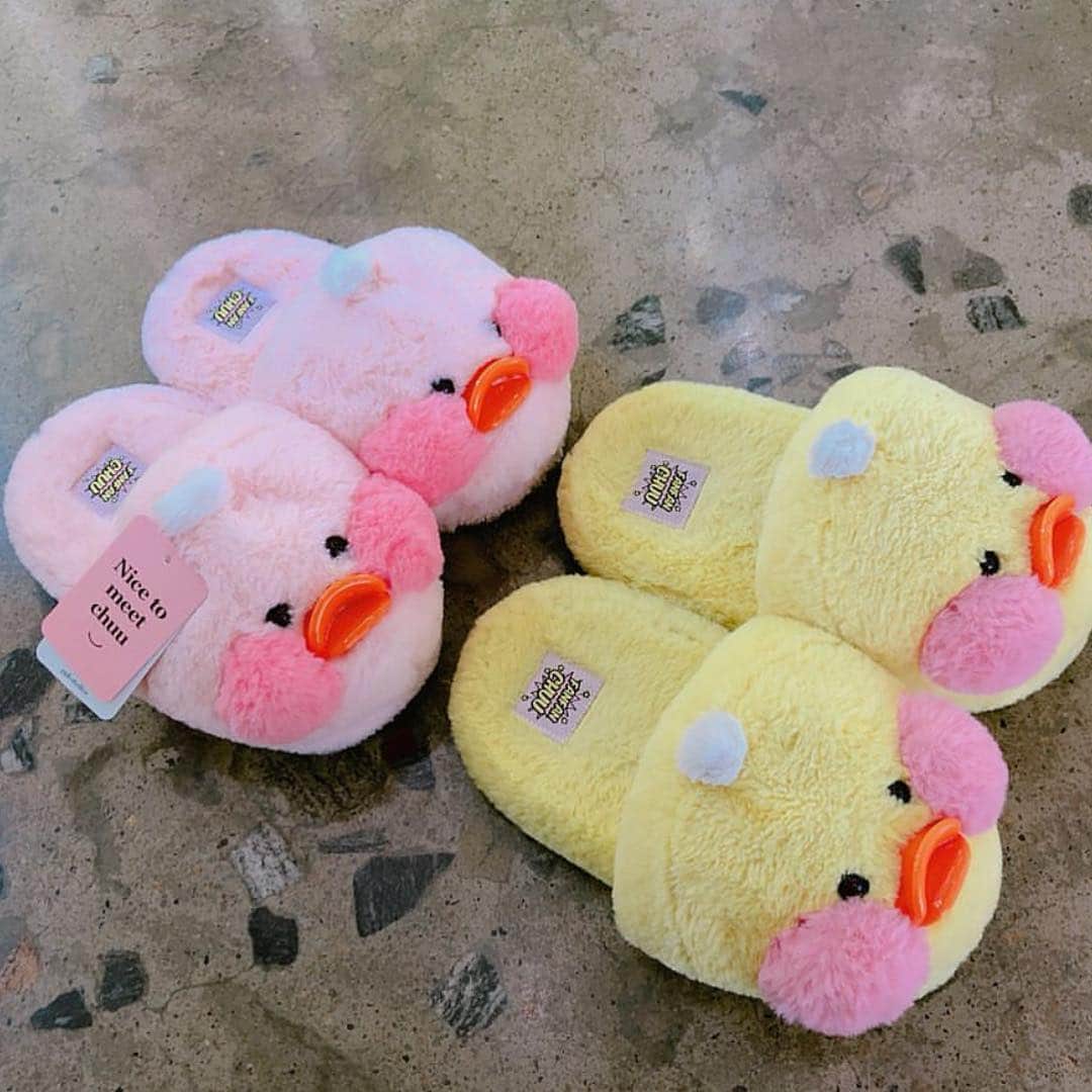 Chuuさんのインスタグラム写真 - (ChuuInstagram)「귀염폭발~🧡🤗 빵빵츄~😘✨#chuuseoul @chuustore」4月7日 17時03分 - chuu_official