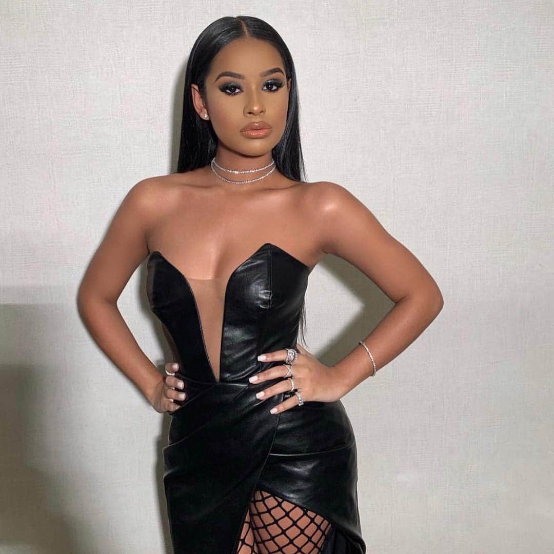 ファボラスのインスタグラム：「A Princess becomes a Queen 👑  Dinner to Celebrate Life for @latainax3 [shot by @directorgerardvictor]  #Taina21  #Savage #NYC」