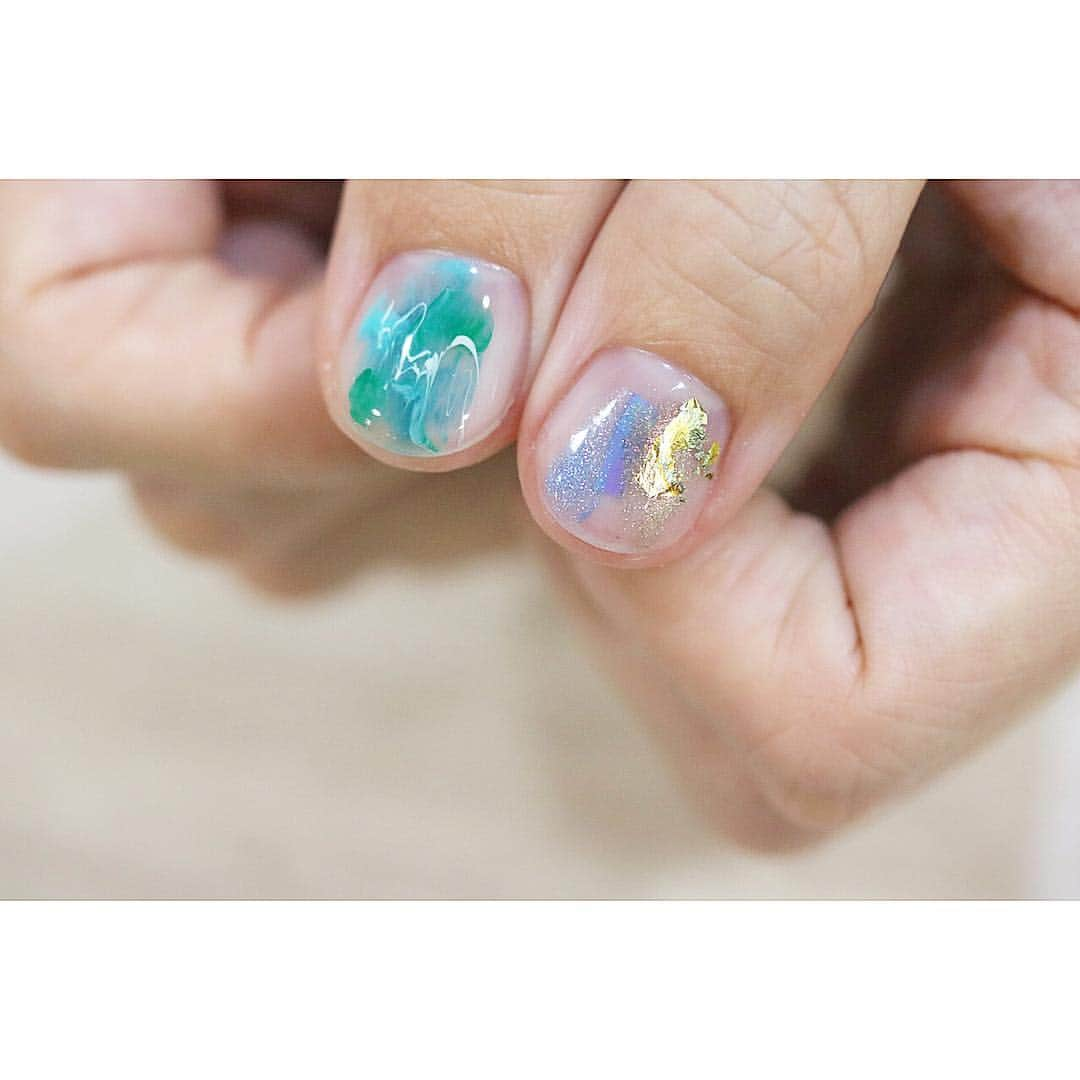 gracenailfactoryさんのインスタグラム写真 - (gracenailfactoryInstagram)「BLUE . 💙💙💙 . #nail #nailsalon #naildesign #nailart #gel #gelart #gelnail #ネイル #ネイルデザイン #ネイルアート #ネイリスト #大阪ネイルサロン #グレースネイルファクトリー  #大人ネイル #人気ネイル #大阪ネイル  #堀江ネイル  #四ツ橋ネイル #シンプルネイル #ショートネイル  #春ネイル #カジュアルネイル #ニュアンスネイル」4月7日 18時28分 - gracenailfactory