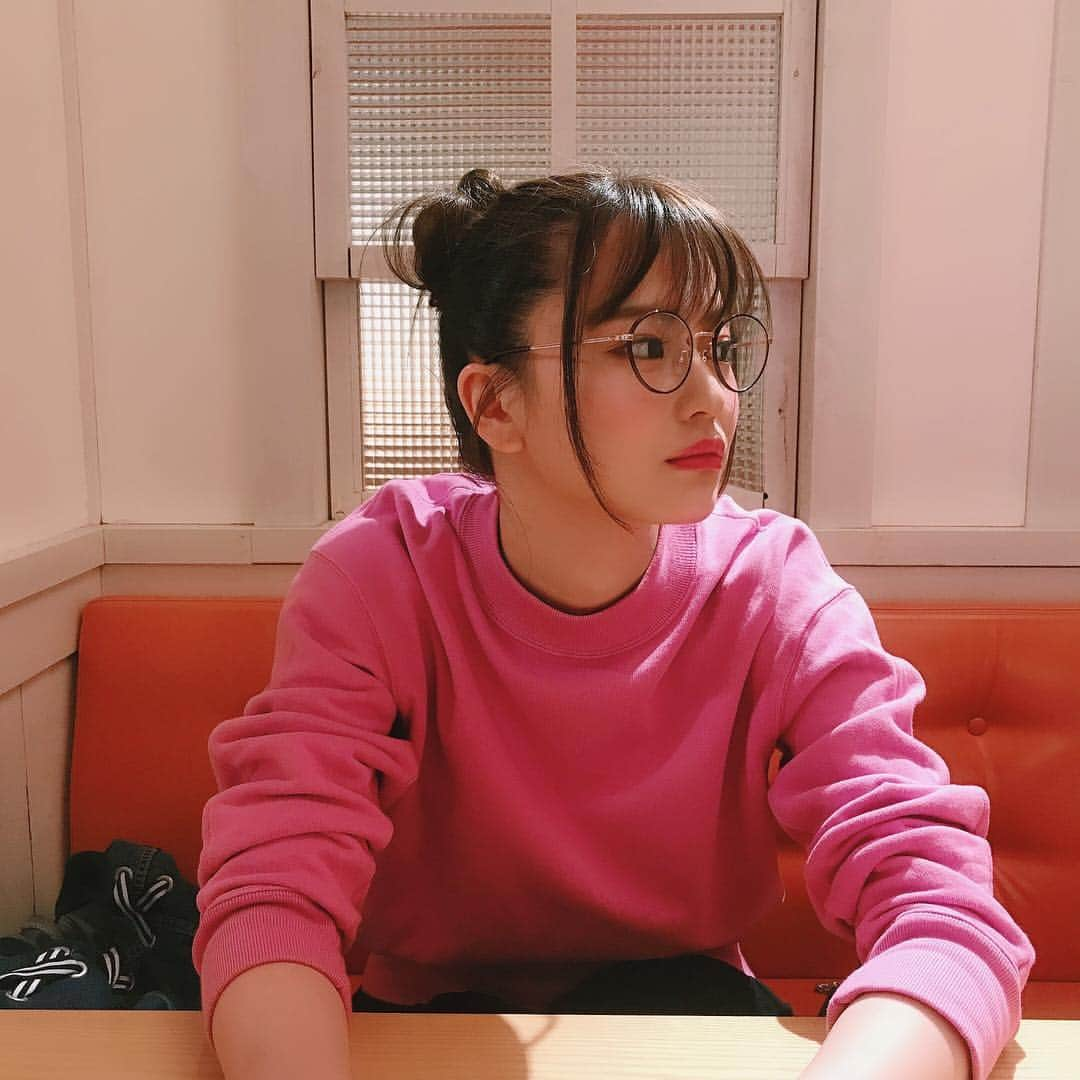 北出ゆいさんのインスタグラム写真 - (北出ゆいInstagram)「🤓💭🌸 . . #lavid#off」4月7日 18時53分 - yuiyui_nstagram