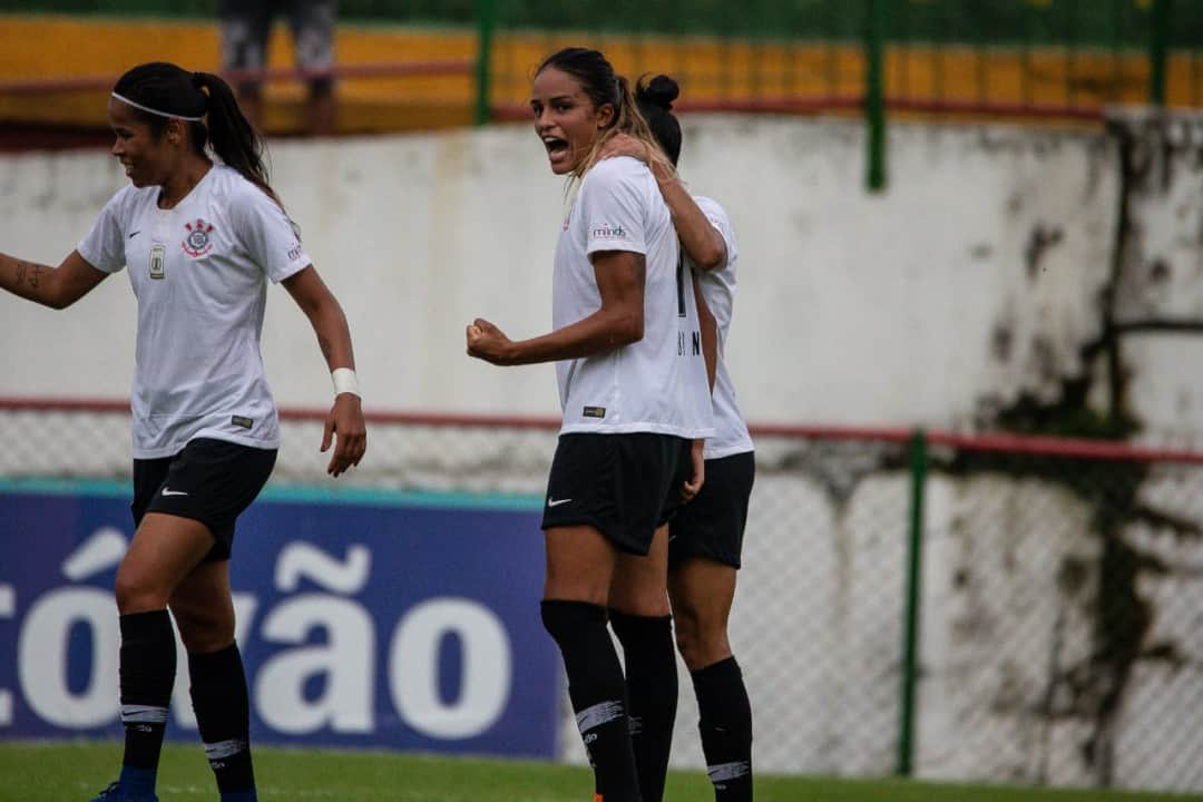 コリンチャンスさんのインスタグラム写真 - (コリンチャンスInstagram)「Goleada corinthiana!⠀ ⠀ Pelo Paulistão, o @CorinthiansFutebolFeminino goleou a Portuguesa hoje no Canindé! Com gols de Paulinha, Grazi, Victoria (2) e Gabi Nunes, o Alvinegro venceu a Lusa por 5 a 0.⠀ ⠀ 📷 Bruno Teixeira/Agência Corinthians⠀ ⠀ #VaiCorinthians」4月8日 5時15分 - corinthians