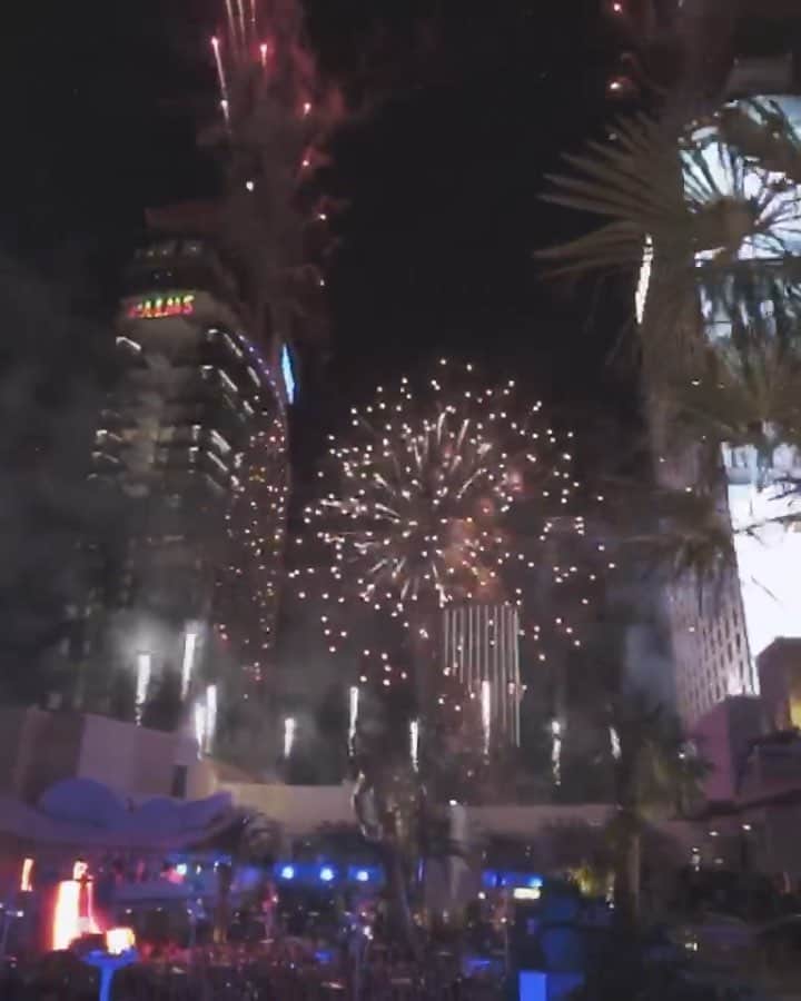 Palms Casino Resortのインスタグラム：「Lighting up the Vegas sky. @kaosvegas」