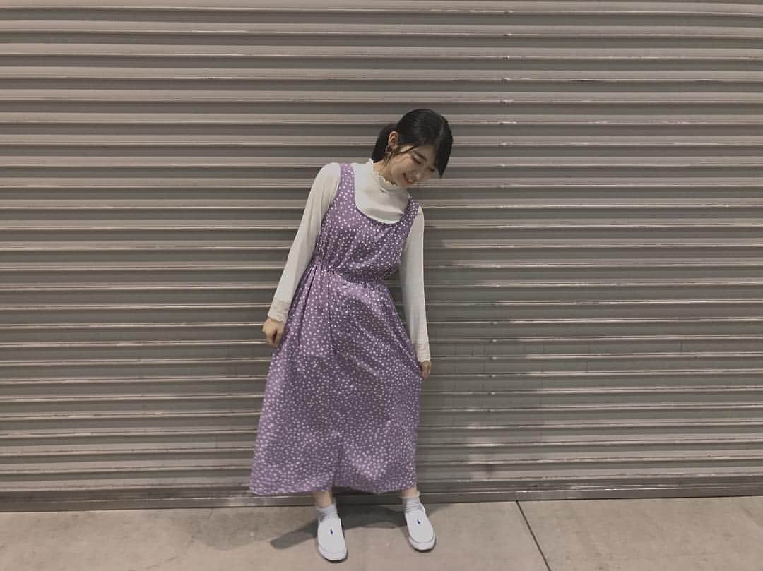 吉田華恋のインスタグラム：「握手会ありがとうございました😊めずらしくむらさきのお洋服きたよ 💜  #握手会 #私服 #💜」