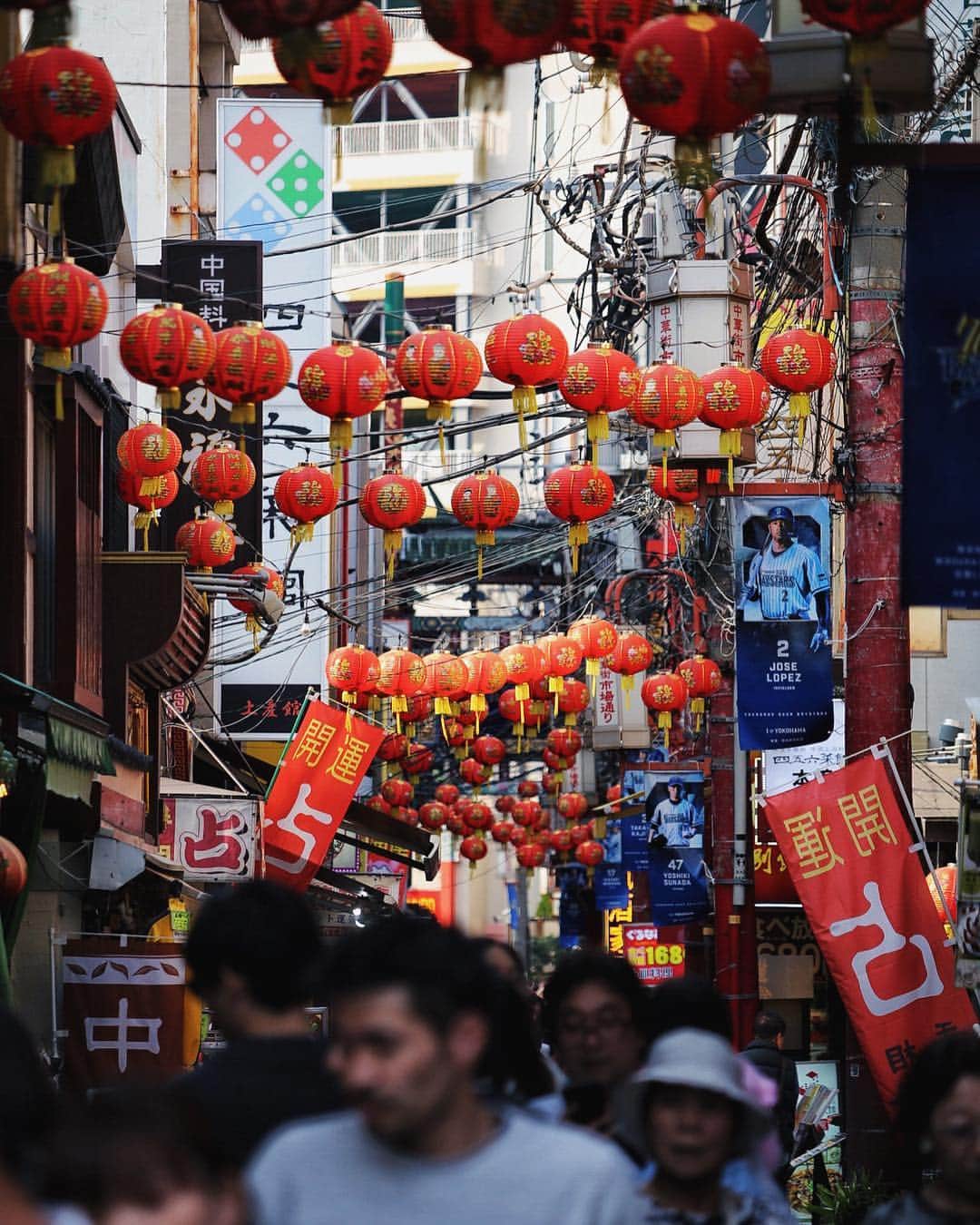 Shunsuke Miyatakeのインスタグラム：「Chinese Spring Mood, Yokohama, Japan.」