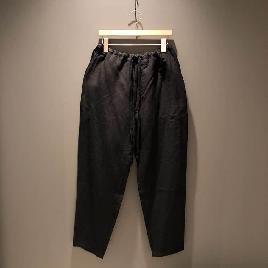BEAMS JAPANさんのインスタグラム写真 - (BEAMS JAPANInstagram)「＜COMOLI＞ Mens Linen Viscose Tapered Pants BEAMS JAPAN 2F @beams_japan #comoli #beams #beamsjapan #beamsjapan2nd Instagram for New Arrivals Blog for Recommended Items #japan #tokyo #shinjuku #fashion #mensfashion #womensfashion #日本 #東京 #新宿 #ファッション#メンズファッション #ウィメンズファッション #ビームス #ビームスジャパン」4月7日 20時54分 - beams_japan