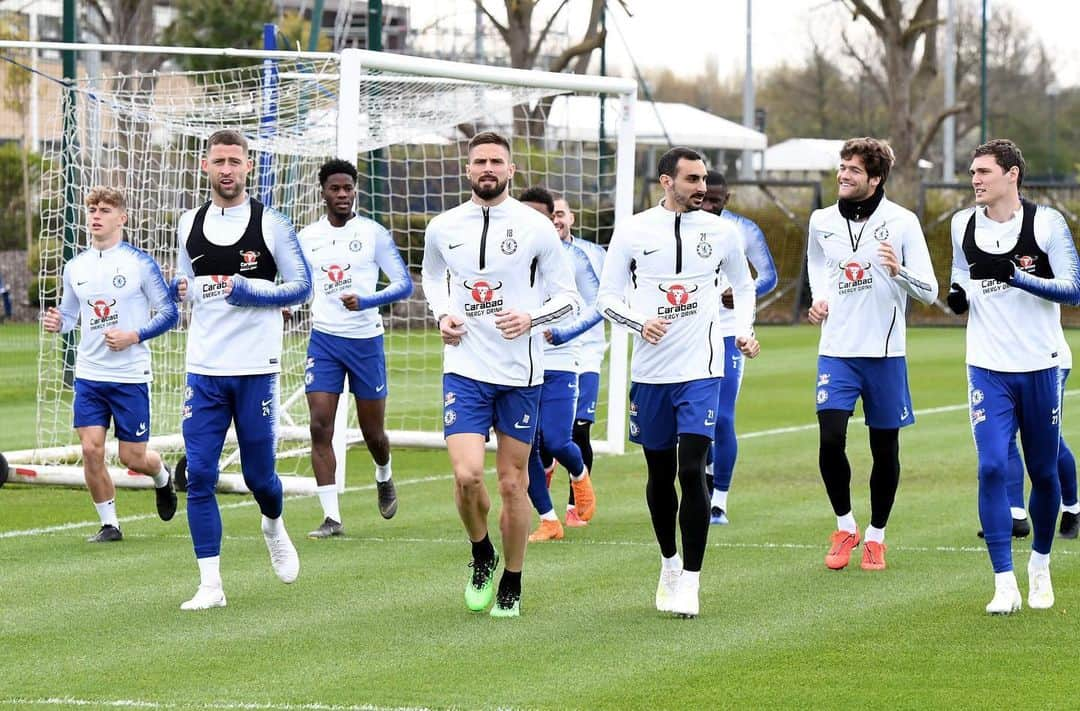 ガリー・ケーヒルさんのインスタグラム写真 - (ガリー・ケーヒルInstagram)「Squad 💪」4月7日 20時59分 - garyjcahill