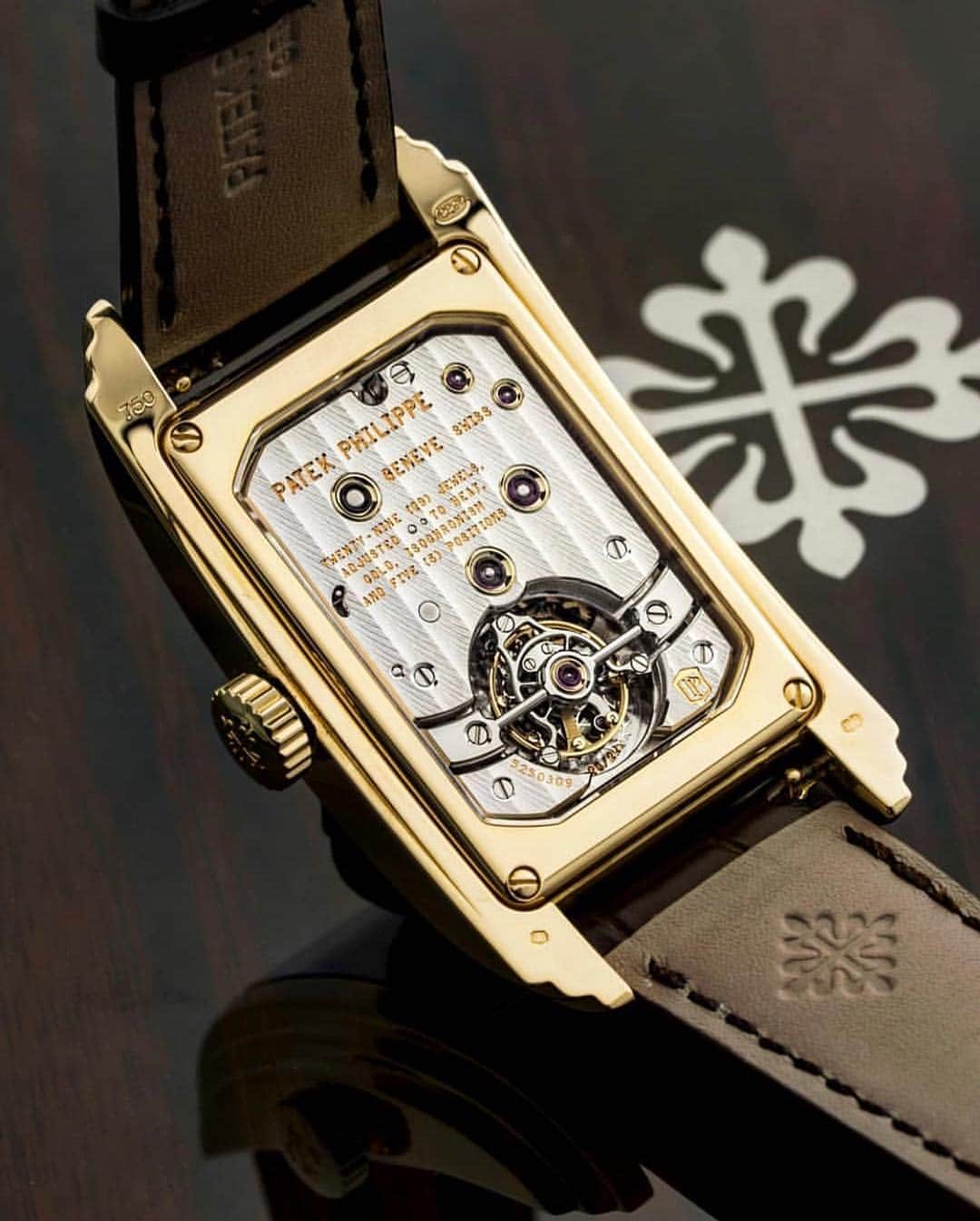 Daily Watchさんのインスタグラム写真 - (Daily WatchInstagram)「Not your average Patek 😍🔍 The mighty Patek Philippe Gondolo Tourbillon 10-Day reference 5101J-001. The slightly grained white dial features applied yellow gold Breguet-style numerals and a power reserve indicator located at 12 o’clock as well as a little “tourbillon” inscription on the seconds subdial. Inside the iconic 29.6 x 51.7 mm 18ct yellow gold stepped case beats a marvelous 10-day tourbillon movement, with meticulous finishing and Côtes de Genève decoration. All credit: @beyerchronometrie」4月7日 21時03分 - dailywatch