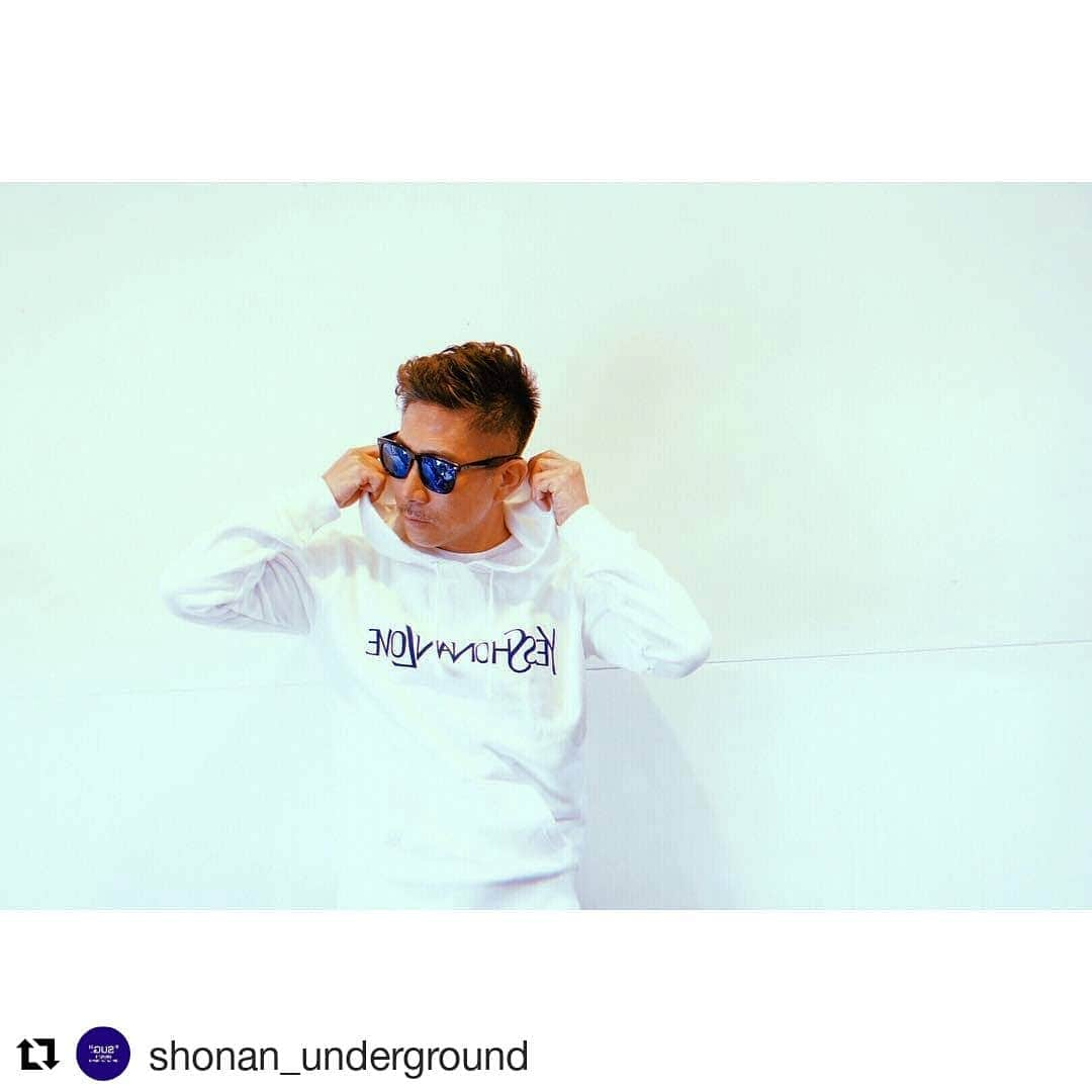 前園真聖さんのインスタグラム写真 - (前園真聖Instagram)「#Repost @shonan_underground (@get_repost) ・・・ YSL⚽️🇯🇵 オンラインストア追加しました🤘 ・ ・ #shonan  #shonanunderground  #portraitphotography  #fashion #haypbaestyle  #souvenirs #streetfashion  #portrait #unisex  #photography #surffashion #canon #35mm #skaterfashion #shonanstyle #湘南 #逗子 #葉山 #鎌倉 #材木座 #由比ヶ浜 #稲村ヶ崎  #藤沢 #江ノ島 #鵠沼 #辻堂 #茅ヶ崎 #平塚 #大磯 ・ ・ ・ ※店舗定休日:火/水曜日」4月7日 21時15分 - maezono_masakiyo