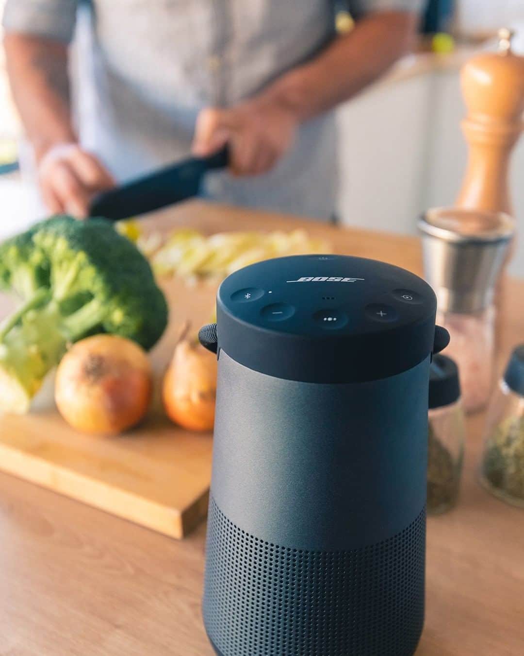 BOSEさんのインスタグラム写真 - (BOSEInstagram)「How to #BoseBrunch: Step 1: Tap the link in bio to start the music 🎶 Step 2: Get creative 🍽 Step 3: Plate it and share using #BoseBrunch and #MyBose 📸」4月7日 22時01分 - bose