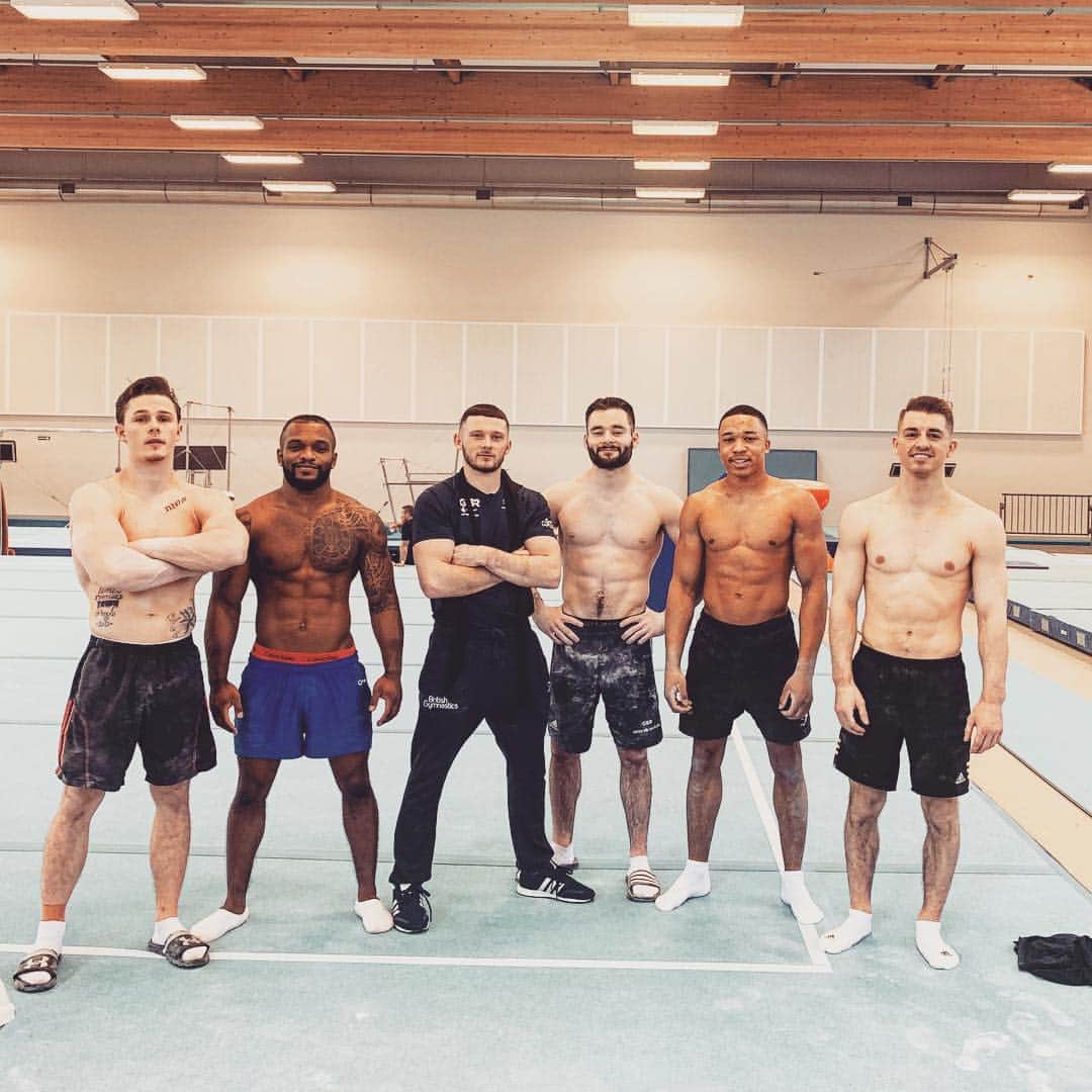 のインスタグラム：「TEAM 🇬🇧」