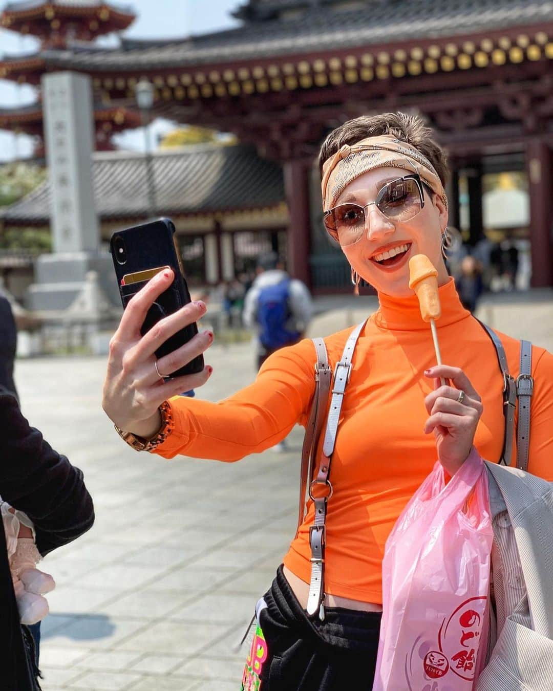 ミーシャ・ジャネットさんのインスタグラム写真 - (ミーシャ・ジャネットInstagram)「Eat (dik). Pray (dik). Love (dik). Having a spiritual moment at the #penisfestival today. Nothing in Japan “shocks” me anymore, and today was no exception; just some good old fashioned tradition. . Originally it is called the Kanamara Matsuri, after the name of the neighborhood & kanayama shrine. . Today, getting into this shrine meant waiting upwards of 3 or more hours. Why would anyone actually wait that long?? Because the festival is actually for blessing marriage, fertility and birth. So while the tourists wanted in just to buy some dik, the japanese people were possibly trying to get blessed for fertility. With all the tourism, it’s easy to forget the religious meaning behind these festivals. . What’s more, the area was home to a lot of prostitutes and brothels, and women and men would come to the shrine secretly in the night to pray for warding off stds. To make it easier to pray, the shrine created the festival for daytime so people could be blessed without discrimination. . Now, the “penis festival” features a parade that anyone can watch, raises money for aids charities, and includes LGBTQ groups (the pink penis omikoshi “Elizabeth” is carried by men and women who are required to swap “genders” in appearance). . It was a lot of good family fun. Tho I think the reason why most people make the trek is summed up nicely in the last pic; all for the ‘gram.  Thanks to @celiamassimi for the pics ;) . #かなまら祭り #penisfestival2019 #japanesefestival  #hellojapan #weirdjapan #japantourist #weirdbutfabulous」4月7日 22時19分 - mishajanette