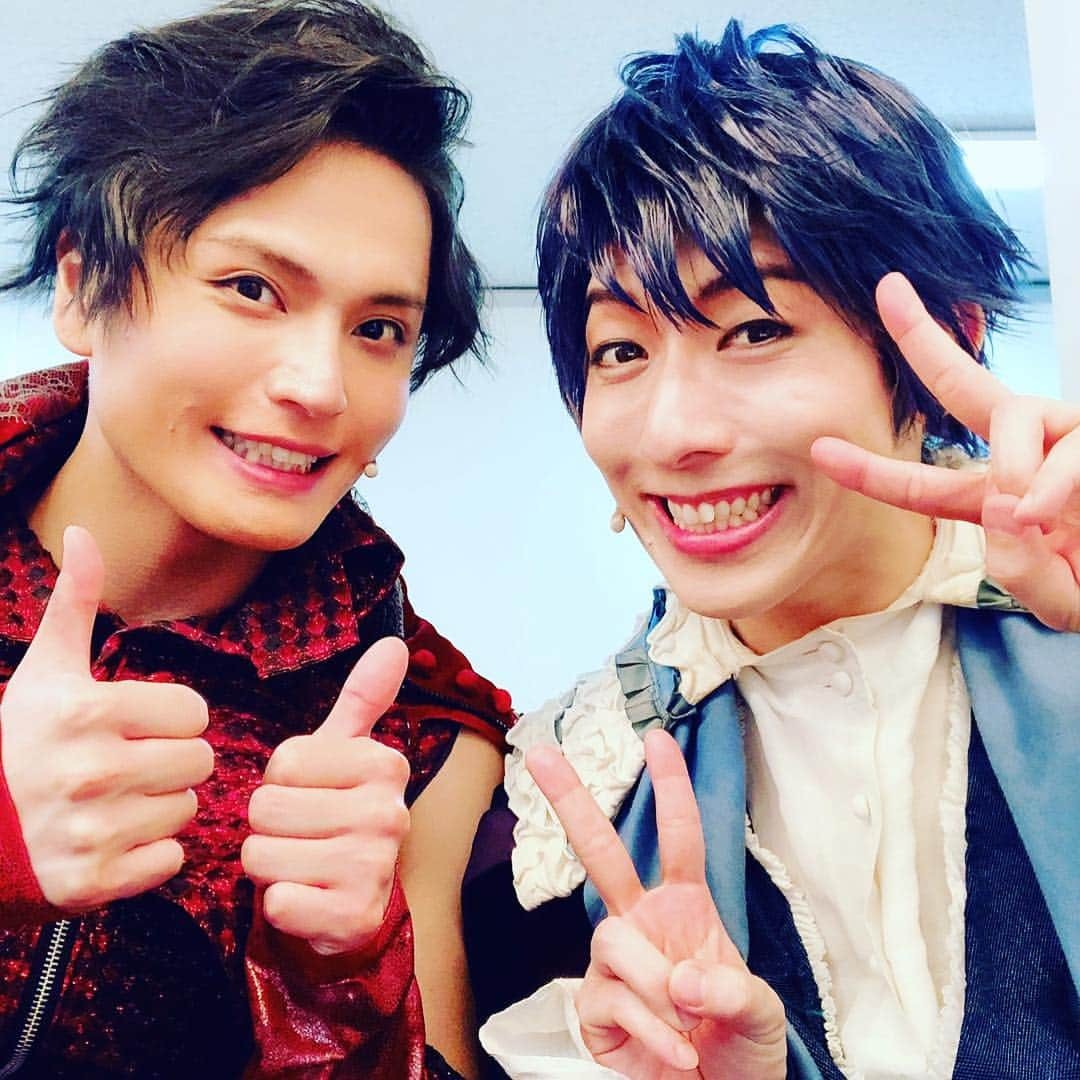 友常勇気さんのインスタグラム写真 - (友常勇気Instagram)「thank you for coming(๑´ㅂ`๑) #悪ノ娘  #2日目 #無事終了 #ご来場誠にありがとうございました #友常勇気  #谷佳樹  #レオンハルト #カイル」4月7日 22時19分 - yuki_tomotsune