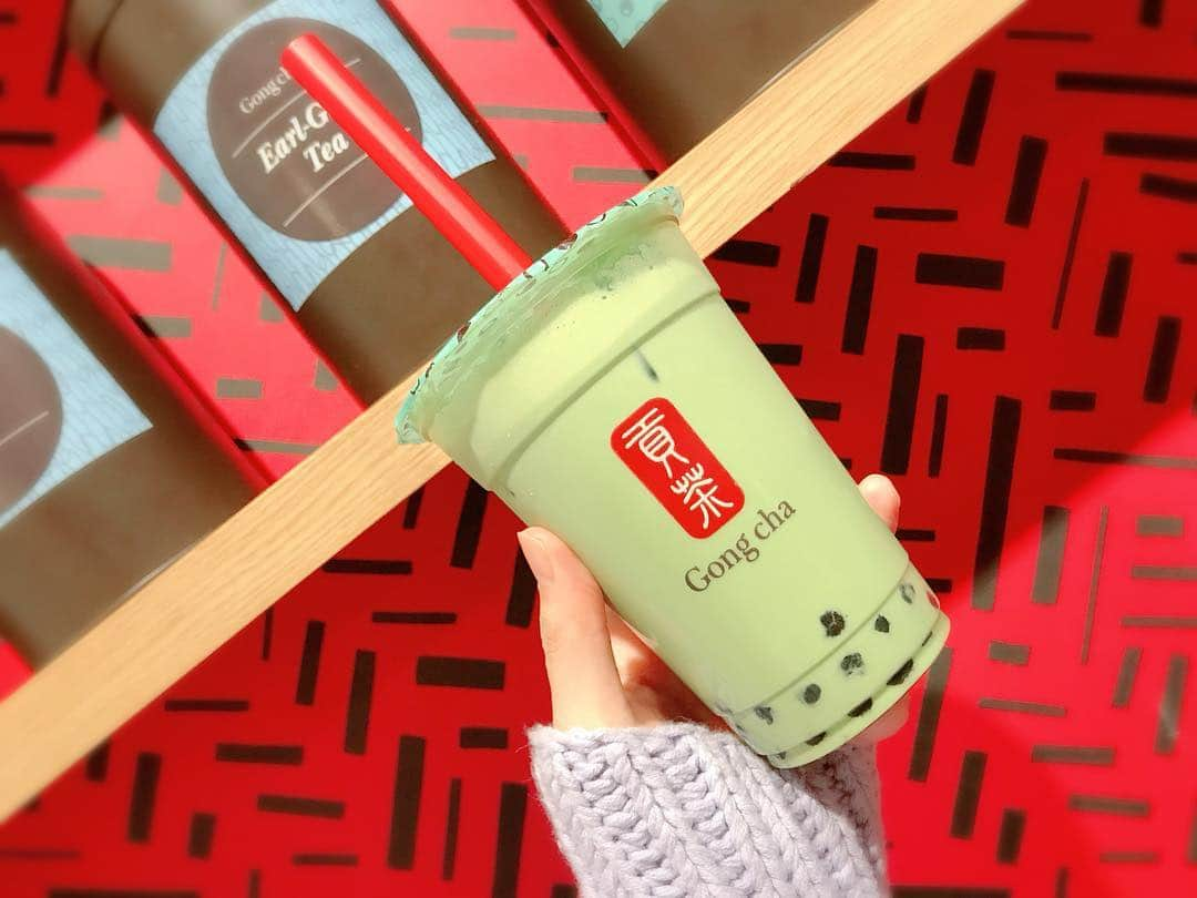 木南清香さんのインスタグラム写真 - (木南清香Instagram)「💚🥤🍵 ・ ・ ひさびさに、#抹茶 💚 でも、最近は、、 #ゴンチャ より#コイティ が好き🙈 ・ #タピオカミルクティー #Gongcha #おやつの時間」4月7日 22時24分 - kinami_sayaka