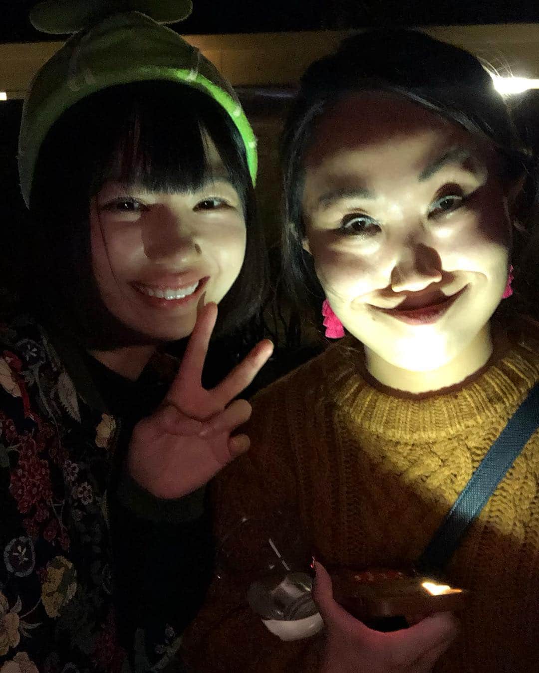 山口めろんさんのインスタグラム写真 - (山口めろんInstagram)「夜お花見するとこうなるっぽい🦌🦌🦌🦌👻👻👻👻👻✨✨✨✨✨✨✨ #キンタロー。 さん #バンビーノ藤田 さん #鹿社長常備 #メロン頭常備」4月7日 22時56分 - memememelonchan