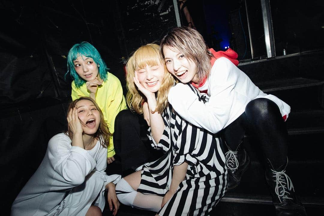 SCANDALさんのインスタグラム写真 - (SCANDALInstagram)「2019.03.30/March 30, 2019 "SCANDAL MANIA TOUR 2019" at 愛知・名古屋DIAMOND HALL/NAGOYA DIAMOND HALL, AICHI - 1.HARUKAZE 2.Rainy 3.STANDARD 4.Ring! Ring! Ring! 5.放課後1H/Hōkago 1hour 6.おやすみ/Oyasumi 7.MONSTER DANCE(Cover:KEY TALK) 8.マスターピース(Masterpiece) 9.Flashback No.5 10.恋するユニバース(Koisuru Universe) 11.テイクミーアウト(Take Me Out) 12.プラットホームシンドローム(Platform  Syndrome) - EN1.Stamp! EN2.SCANDAL BABY EN3.SCANDAL IN THE HOUSE - 2019.03.31/March 31, 2019 "SCANDAL MANIA TOUR 2019"  at 大阪・なんばHatch/Namba Hatch, OSAKA - 1.HARUKAZE 2.Rainy 3.STANDARD 4.Ring! Ring! Ring! 5.放課後1H/Hōkago 1hour 6.おやすみ/Oyasumi 7.ファントムバイブレーション(Cover:キュウソネコカミ)/Phantom Vibration(Cover:KYUSONEKOKAMI) 8.マスターピース/Masterpiece 9.エレクトリックガール/Electric girl 10.Flashback No.5 11.テイクミーアウト/Take Me Out 12.LOVE SURVIVE - EN1.Stamp! EN2.SCANDAL BABY EN3.SCANDAL IN THE HOUSE - 2019.04.07/April 07, 2019 "SCANDAL MANIA TOUR 2019"  at 東京・新木場STUDIO COAST/SHINKIBA STUDIO COAST, TOKYO - 1.HARUKAZE 2.Rainy 3.STANDARD 4.Ring! Ring! Ring! 5.放課後1H/Hōkago 1hour 6.おやすみ/Oyasumi 7.もっと光を(Cover:BLUE ENCOUNT)/Motto Hikariwo(Cover:BLUE ENCOUNT) 8.マスターピース/Masterpiece 9.Flashback No.5 10.LOVE SURVIVE 11.テイクミーアウト/Take Me Out 12.瞬間センチメンタル/Shunkan Sentimental - EN1.Image EN2.SCANDAL BABY EN3.SCANDAL IN THE HOUSE #scandal #scandalmania」4月7日 23時04分 - scandal_band_official