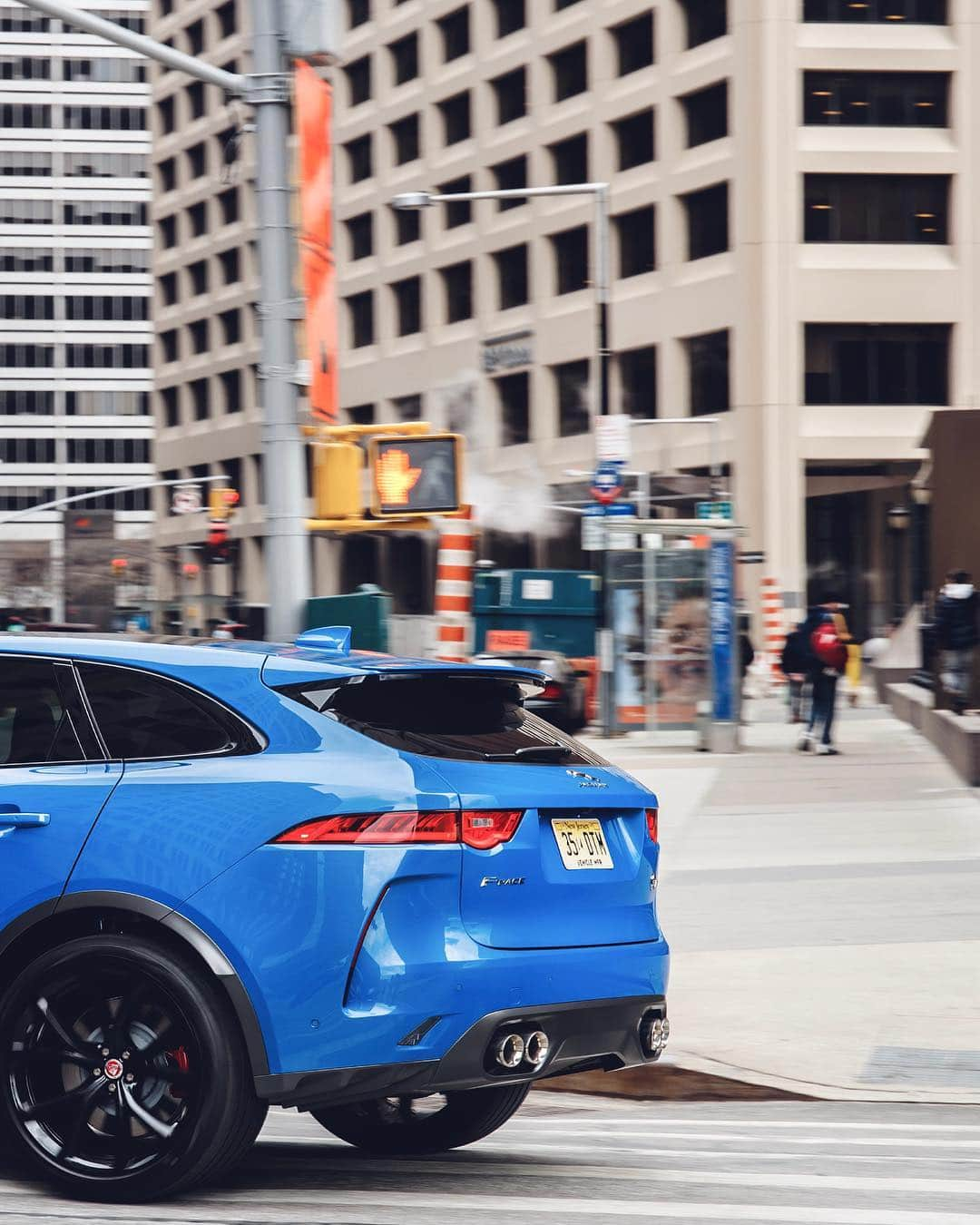 Jaguarさんのインスタグラム写真 - (JaguarInstagram)「Drive like everyone's watching.  #Jaguar #FPACE #SVR #V8 #SV #Luxury #Performance #SUV #AWD #NewYork #NYC #CarsofInstagram #AmazingCars247 #SpecialVehicleOperations」4月7日 23時14分 - jaguar