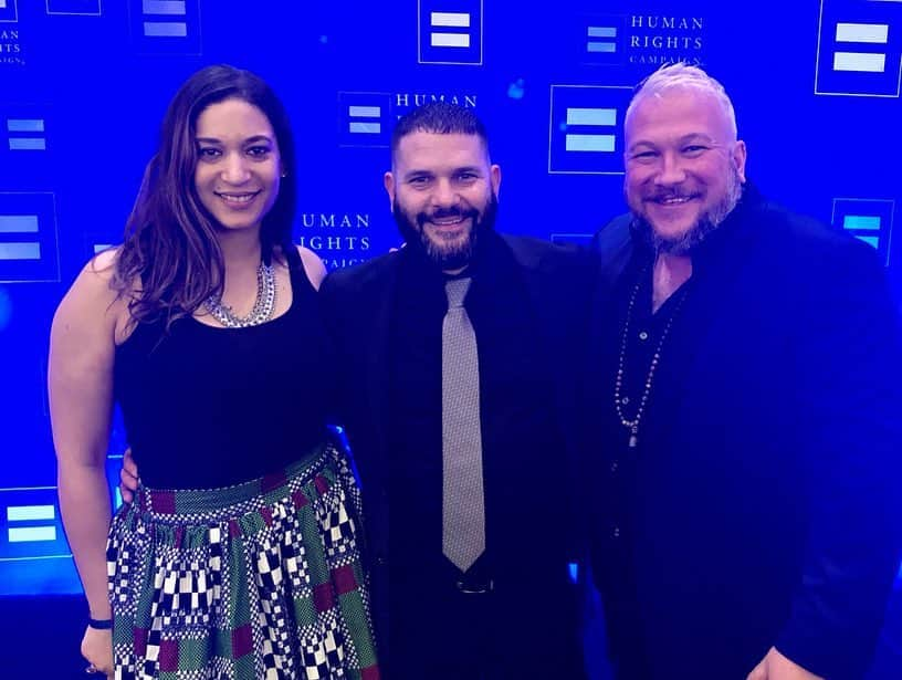 ギレルモ・ディアスさんのインスタグラム写真 - (ギレルモ・ディアスInstagram)「🖖🏽🏳️‍🌈 @hrc_houston @humanrightscampaign #EQUALITY」4月7日 23時41分 - guillermodiazreal