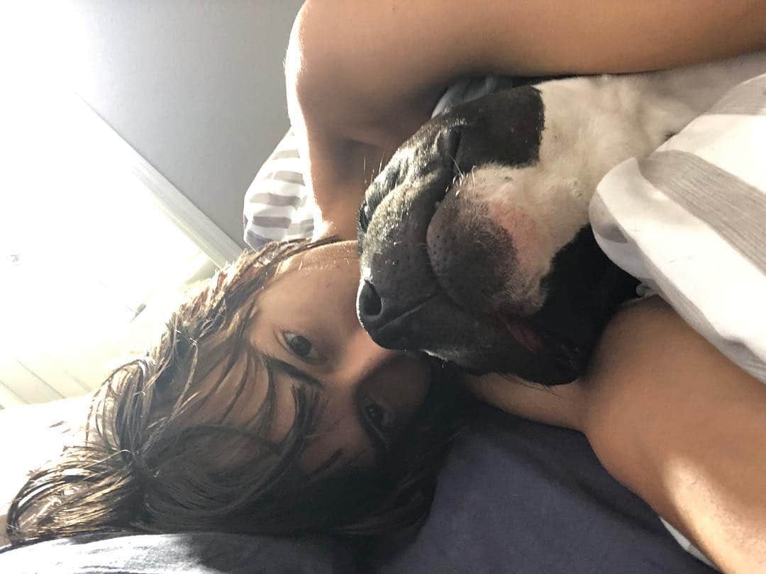 Janice Griffithのインスタグラム：「happy sunday morning from your favorite girls」
