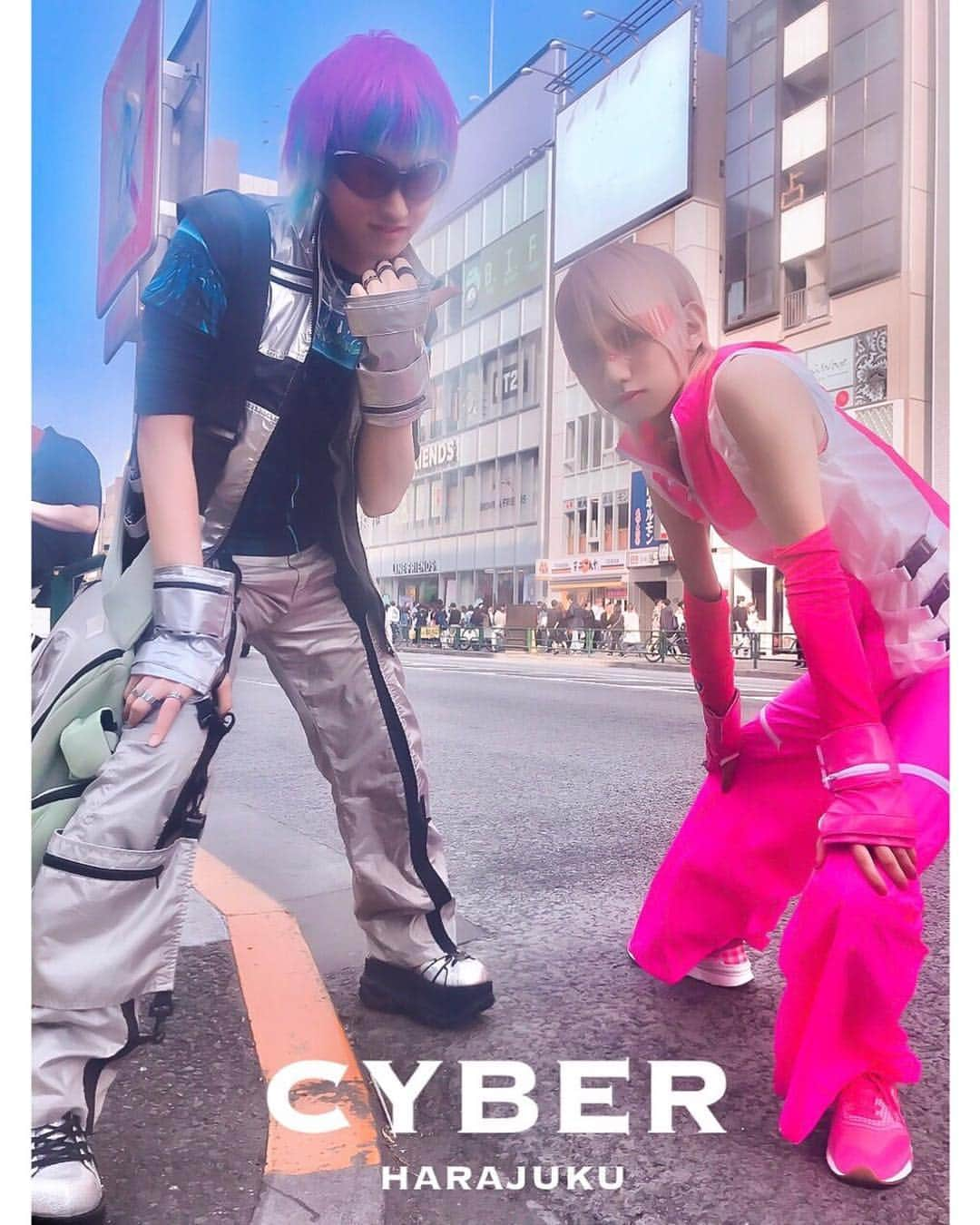 江崎びす子さんのインスタグラム写真 - (江崎びす子Instagram)「🧬🌐👽💞 #cyberfashion  #fotus  #サイバー系  #harajuku  #90sfashion  #90s」4月8日 0時36分 - bisukoezaki