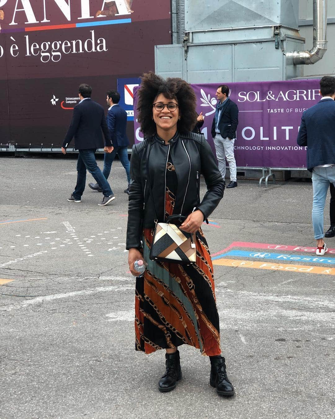 Johanelis HERRERA ABREUさんのインスタグラム写真 - (Johanelis HERRERA ABREUInstagram)「Quando sei al @vinitalyandthecity ...ma sei un atleta ed è subito bottiglietta d’acqua ____________ #vinitaly #verona19 #lovethiscity #myplace #lovequotes #acqua #neverajoy #justkidding #improvvisata」4月8日 0時55分 - johanelisherrera