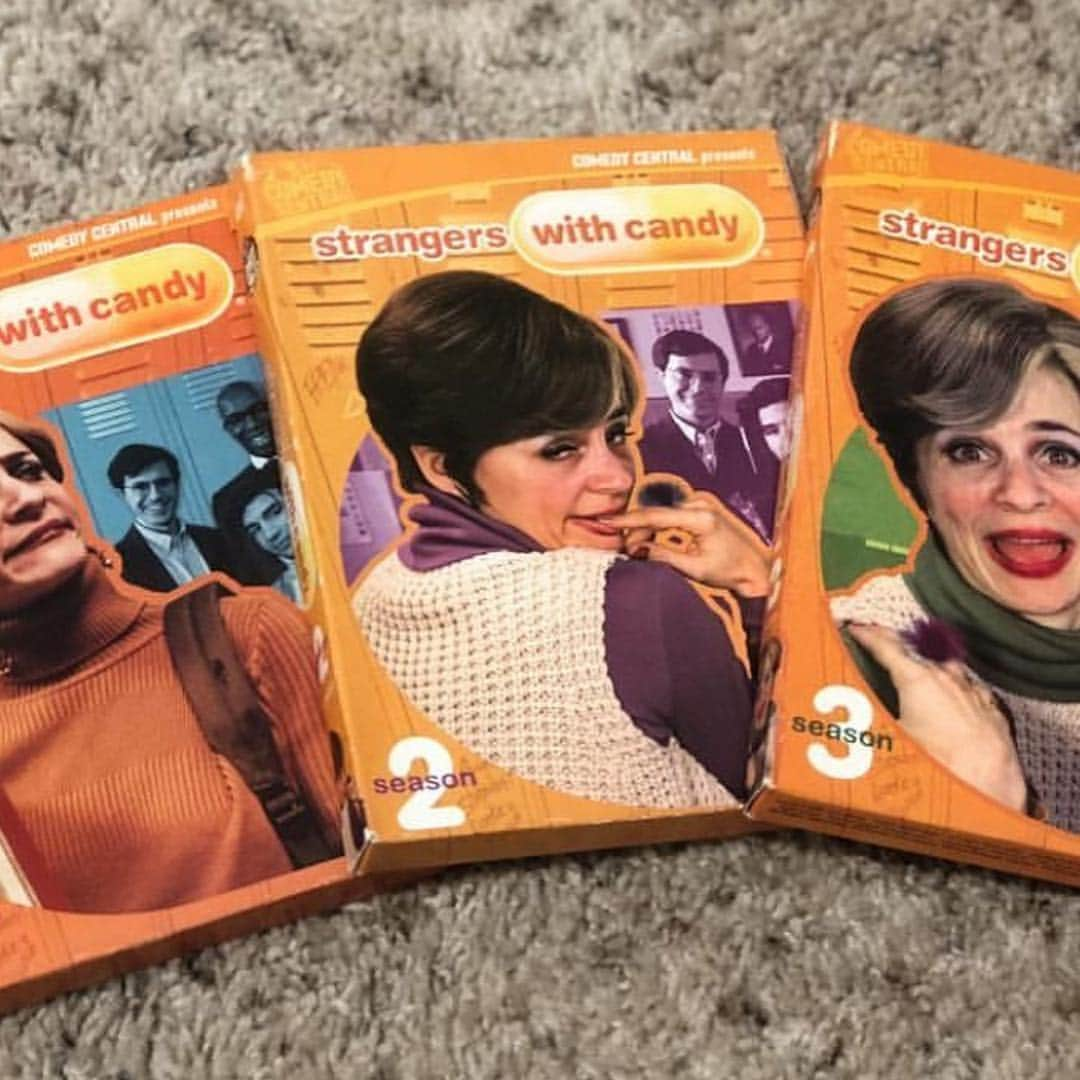 エイミー・セダリスさんのインスタグラム写真 - (エイミー・セダリスInstagram)「20th anniversary of #strangerswithcandy @scimmia32 #stephencolbert  #anniversary #goodtimes」4月8日 1時14分 - amysedaris
