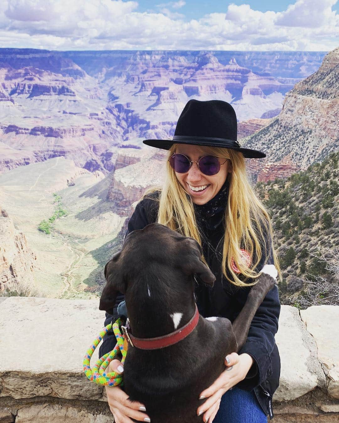 ゾージア・マメットさんのインスタグラム写真 - (ゾージア・マメットInstagram)「#grandcanyon #moose」4月8日 1時43分 - zosiamamet