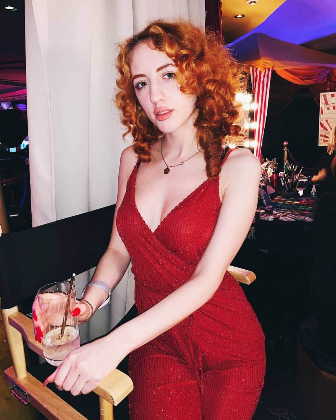 ベッキー・クルーエルのインスタグラム：「party princess 🦊 so much fun! from the Dumbo event at Cafe de Paris. gifted to attend」