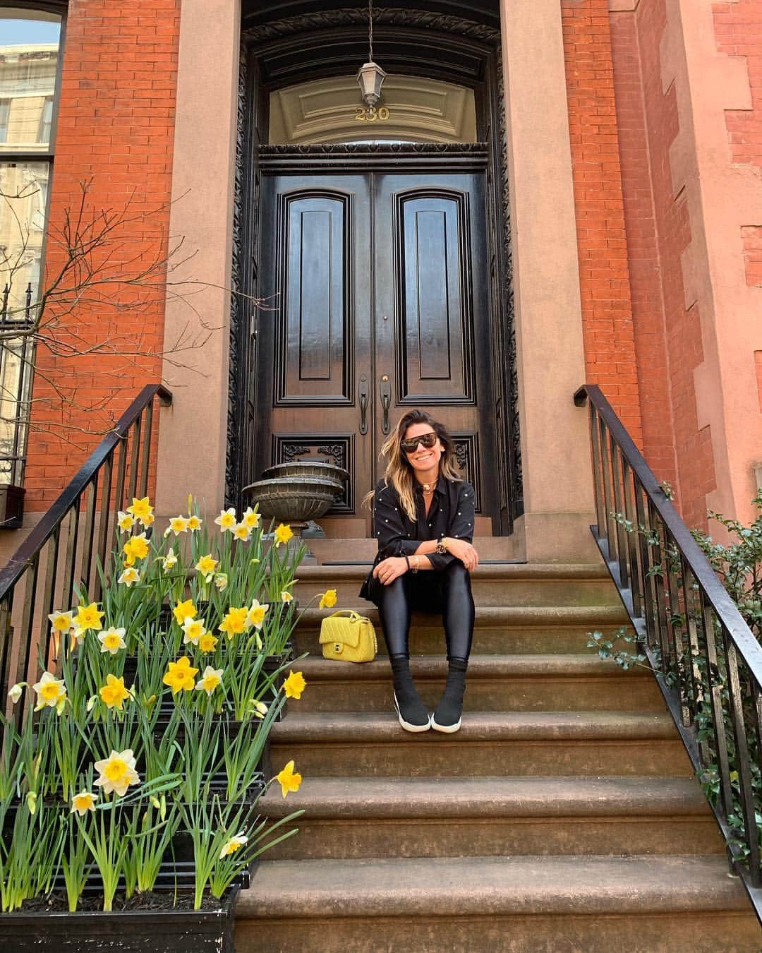 Giovanna Antonelliのインスタグラム：「Chegay!!!!!!!!!! #nyc 💛Primavera por aqui!!!!! 🌼🌼🌼🌼🌼🌼🌼」