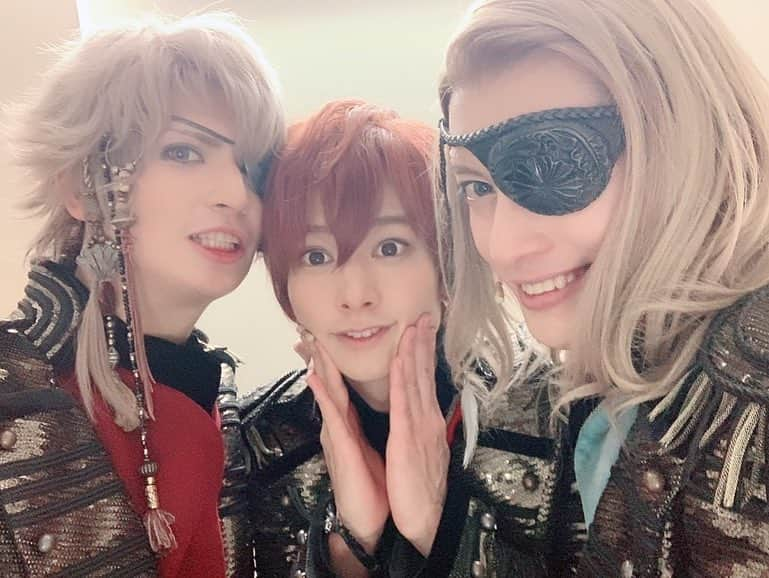 小波津亜廉さんのインスタグラム写真 - (小波津亜廉Instagram)「[7/4/19] After 17 shows, Pirates of the Frontier has wrapped all performances! Gekidan Shining has already announced a new stage called Every Buddy starring Someya Toshiyuki and Ueda Keisuke ⠀⠀⠀ ⠀ ⠀ #kohatsuallen #kikuchishuji #ozawaren #gekidanshining ⠀⠀⠀ ⠀ Source: Shuji, Ren and Gekidan Shining’s twitter」4月8日 3時53分 - ahun_andsome