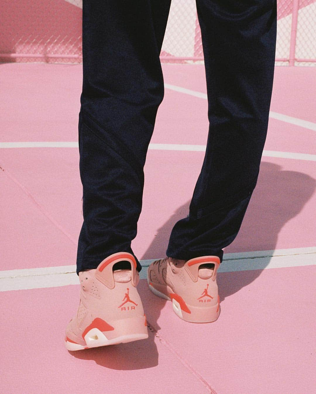 UNDFTDさんのインスタグラム写真 - (UNDFTDInstagram)「Aleali May x Air Jordan VI "Millennial Pink" // Available Friday 3/15 at Undefeated La Brea, Silver Lake, Santa Monica and Las Vegas」3月15日 13時14分 - undefeatedinc