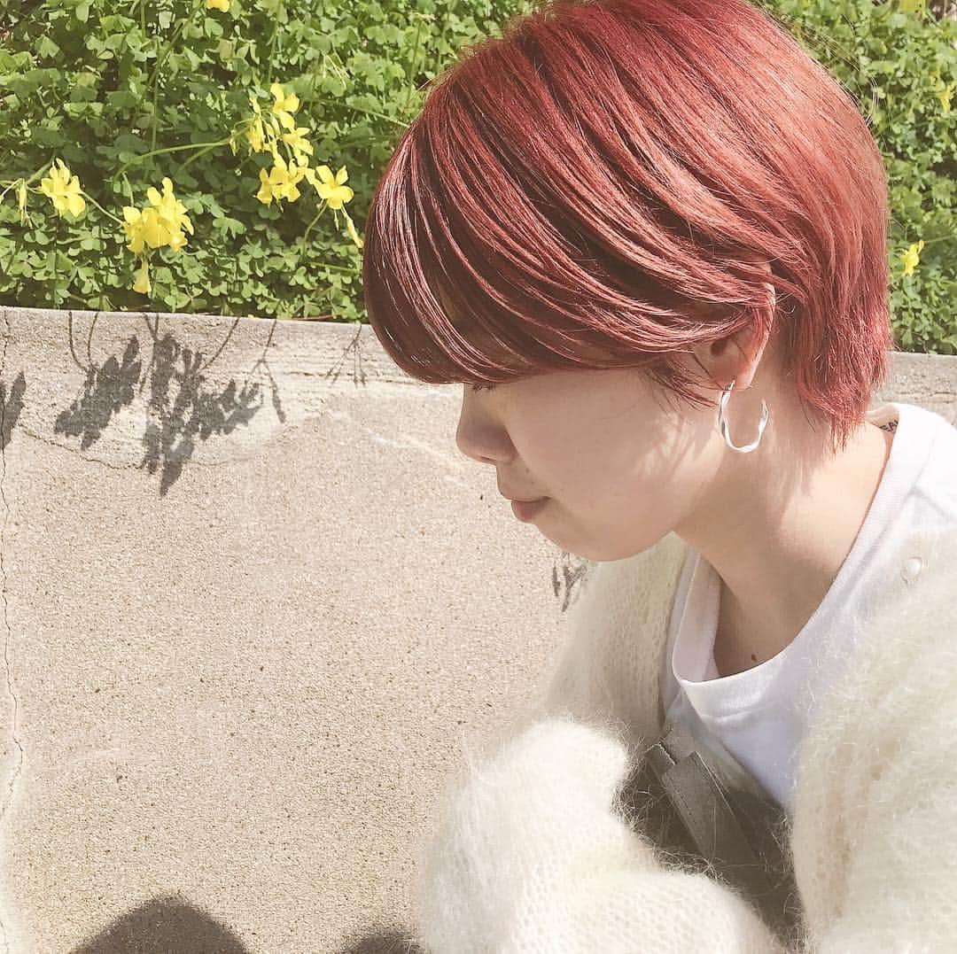 松原加奈恵さんのインスタグラム写真 - (松原加奈恵Instagram)「無敵ピンク🌸🌸 落ちて行くのが楽しみ♡ #pink#ショート#ダブルカラー#ブリーチ#ハイライト#naluhair#大阪美容室#ピンクカラー#キャラデコ」3月15日 12時47分 - piiiiiiico