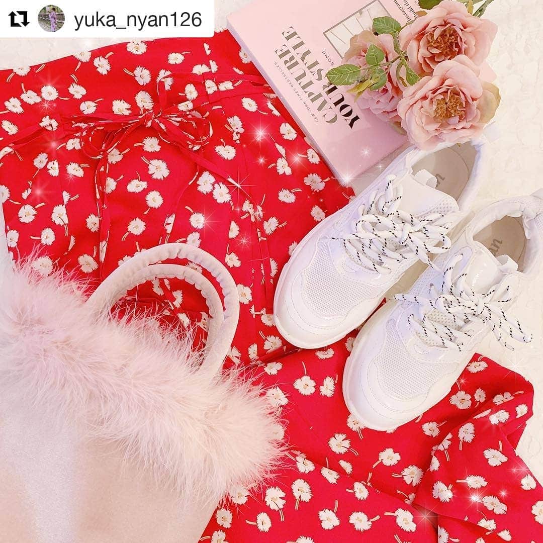 VIVIAN Collectionのインスタグラム