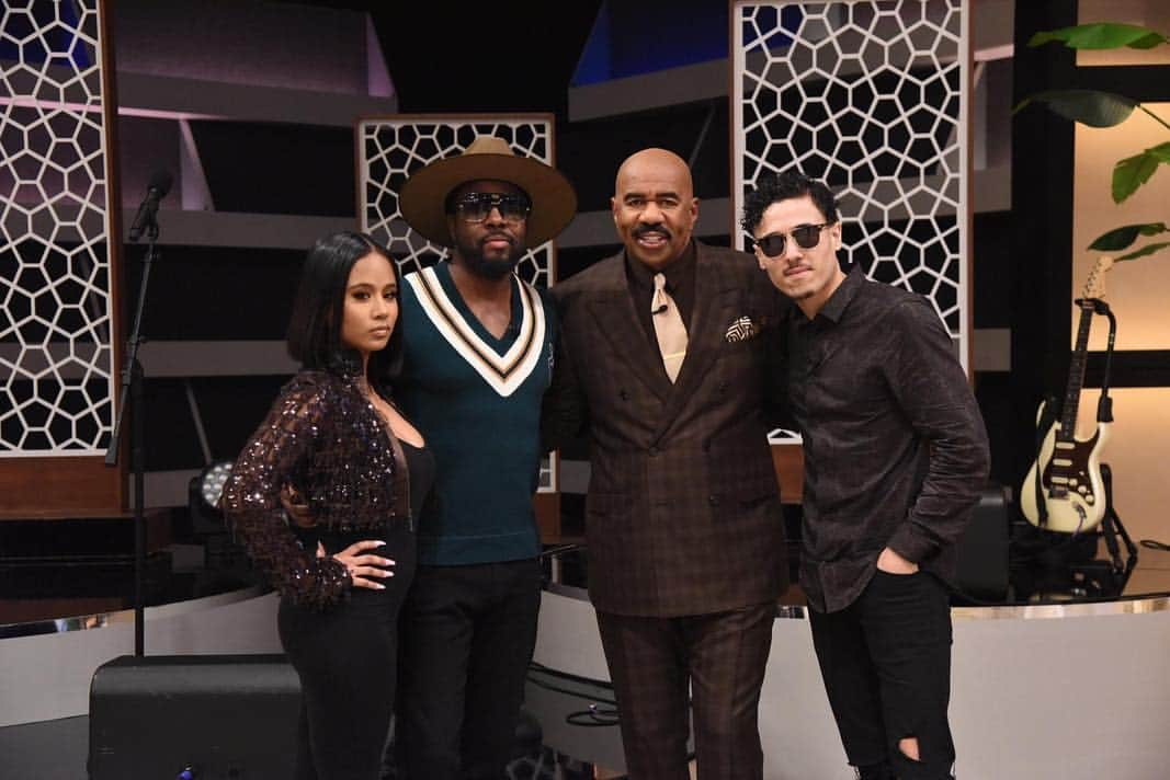 ワイクリフ・ジョンさんのインスタグラム写真 - (ワイクリフ・ジョンInstagram)「Thank you @stevetvshow for supporting ‘Wyclef Goes Back To School’ 🙏🏿 We had a great time! Warriors check out the episode on www.Stevetv.com 🙏🏿🔥 @iamsteveharveytv @headsmusic @jeremytorresmusic @jazzyamra @maddisays」3月15日 4時39分 - wyclefjean