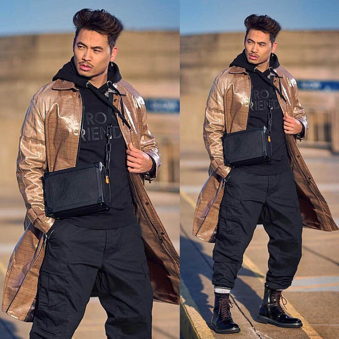 STYLE4GUYSのインスタグラム：「@StylebyTommy🔥rocking this Plaid Longline Coat by @Shein_men/ @Sheinofficial✔️ 👉 search ID for this Coat: 547758 💥✔️ 👉 USE TOMMY10🔥 for discount code for any purchase on site: ➡️ www.Shein.com ✔️ @Shein_Men💥 #SHEINMEN  _ • Soft Trunk @LouisVuitton (Monogram Black) by: @Virgilabloh ✔️ • Boots: @Hugo_Official / @Boss ✔️ 📸 by : @kyleandbrittney」