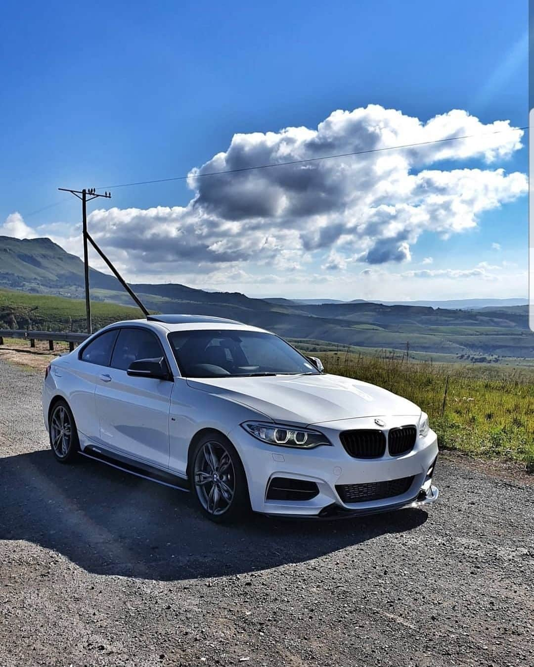 BMWさんのインスタグラム写真 - (BMWInstagram)「Escapism is a lifestyle.  The BMW 2 Series Coupé. #BMWrepost @rishie_rish89 #BMW #2Series」3月15日 6時00分 - bmw