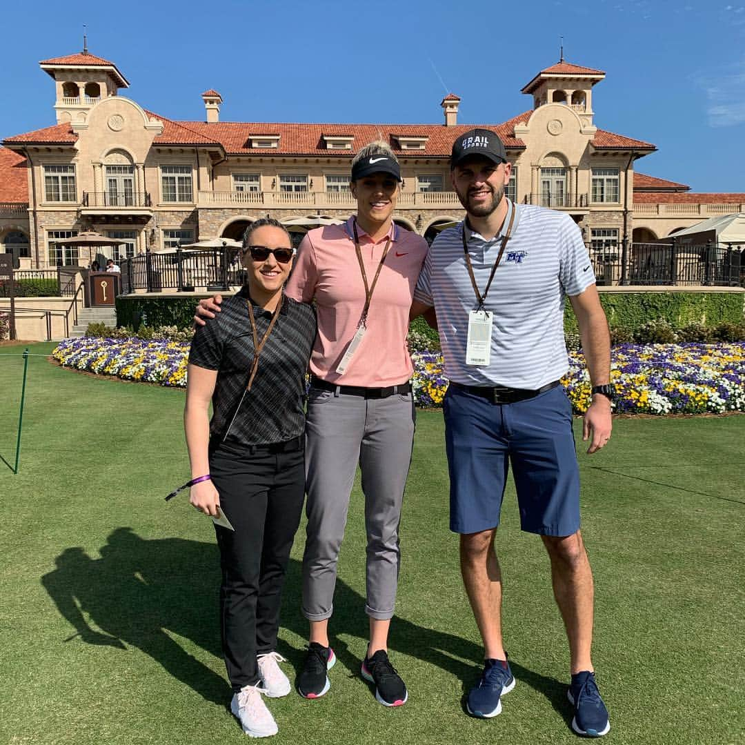 エレーナ・デレ・ダンさんのインスタグラム写真 - (エレーナ・デレ・ダンInstagram)「Thank you to the @theplayerschamp  for having us out! Best day ever with @genedelledonne @mandadelle @grailsports」3月15日 6時02分 - de11edonne