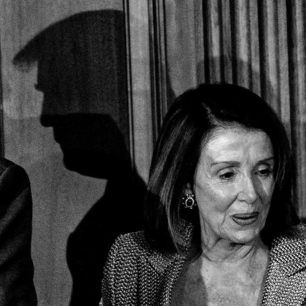のインスタグラム：「Our photographer @nytmills shot this photo on Thursday of @speakerpelosi with @realdonaldtrump following a Saint Patrick’s Day luncheon on Capitol Hill.」