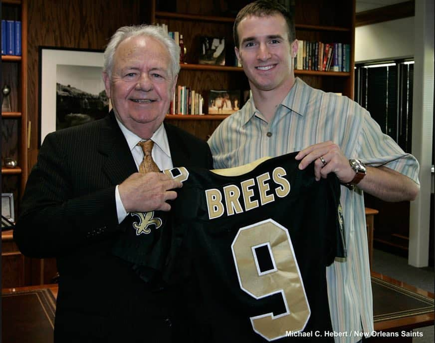 ニューオーリンズ・セインツさんのインスタグラム写真 - (ニューオーリンズ・セインツInstagram)「On this day 13 years ago, the #Saints signed a QB by the name of... Drew Brees 🐐 #TBT」3月15日 6時49分 - saints